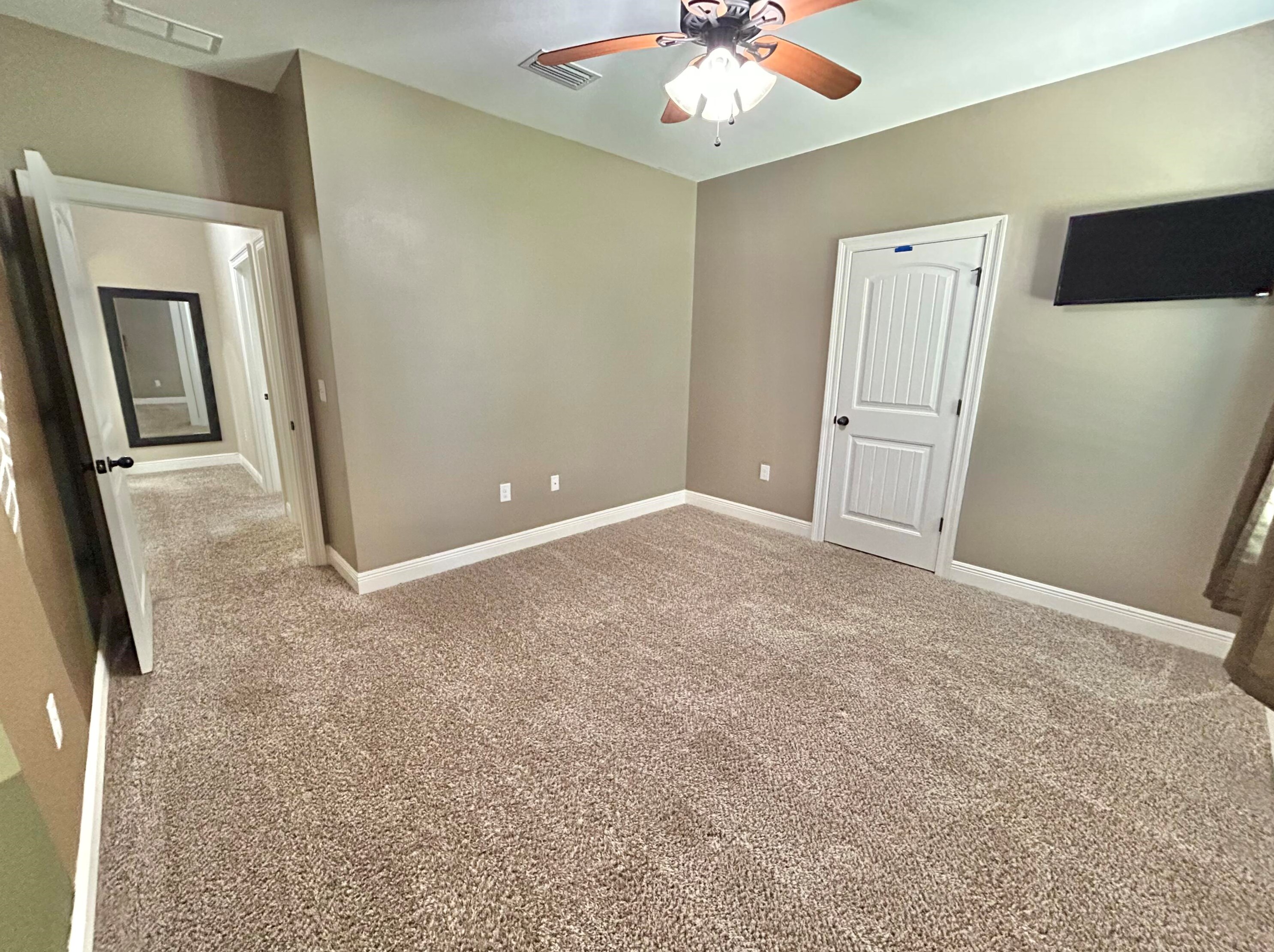 420 Shoal River Dr, Crestview FL  32539-8372 exterior