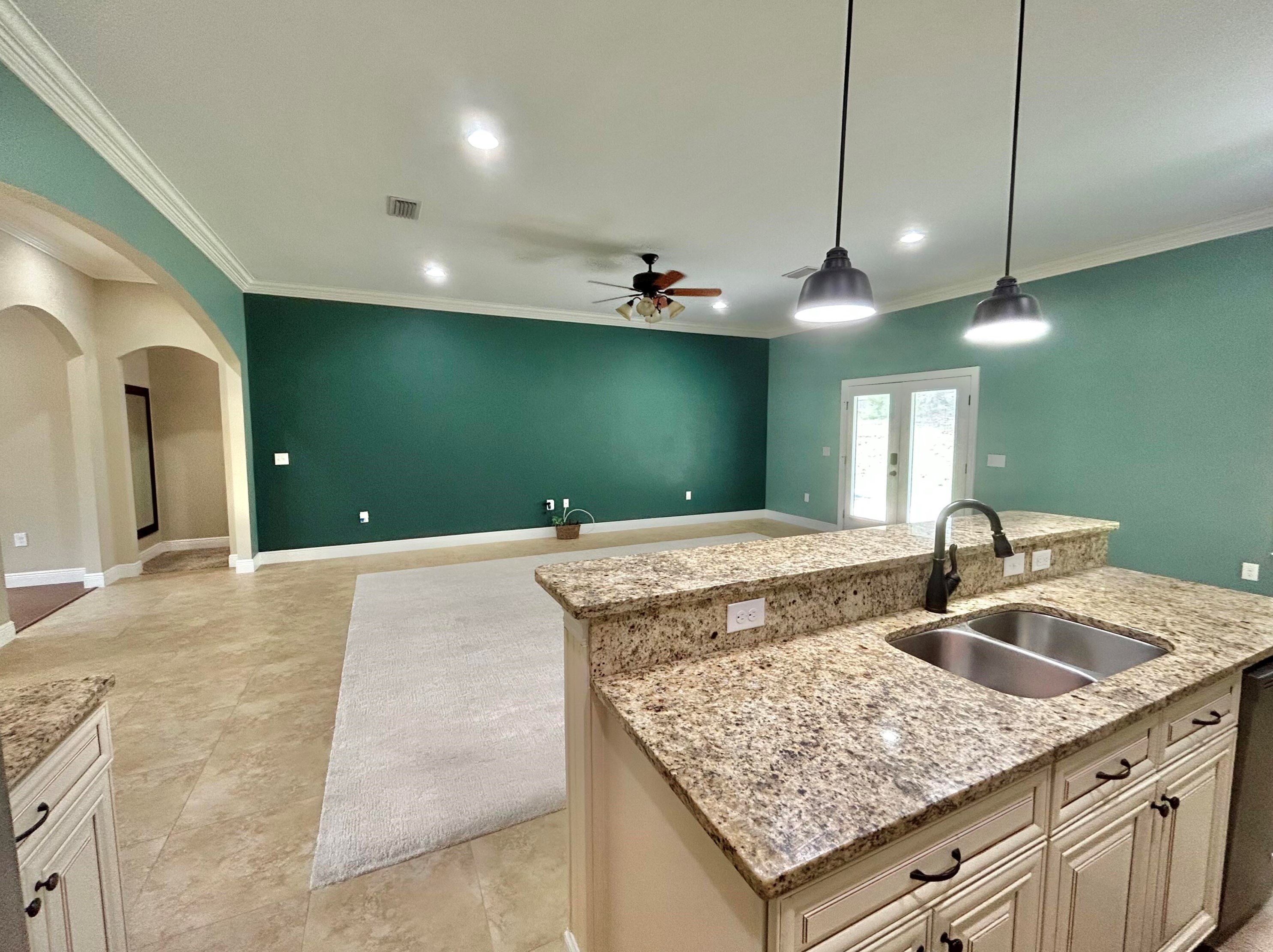 420 Shoal River Dr, Crestview FL  32539-8372 exterior