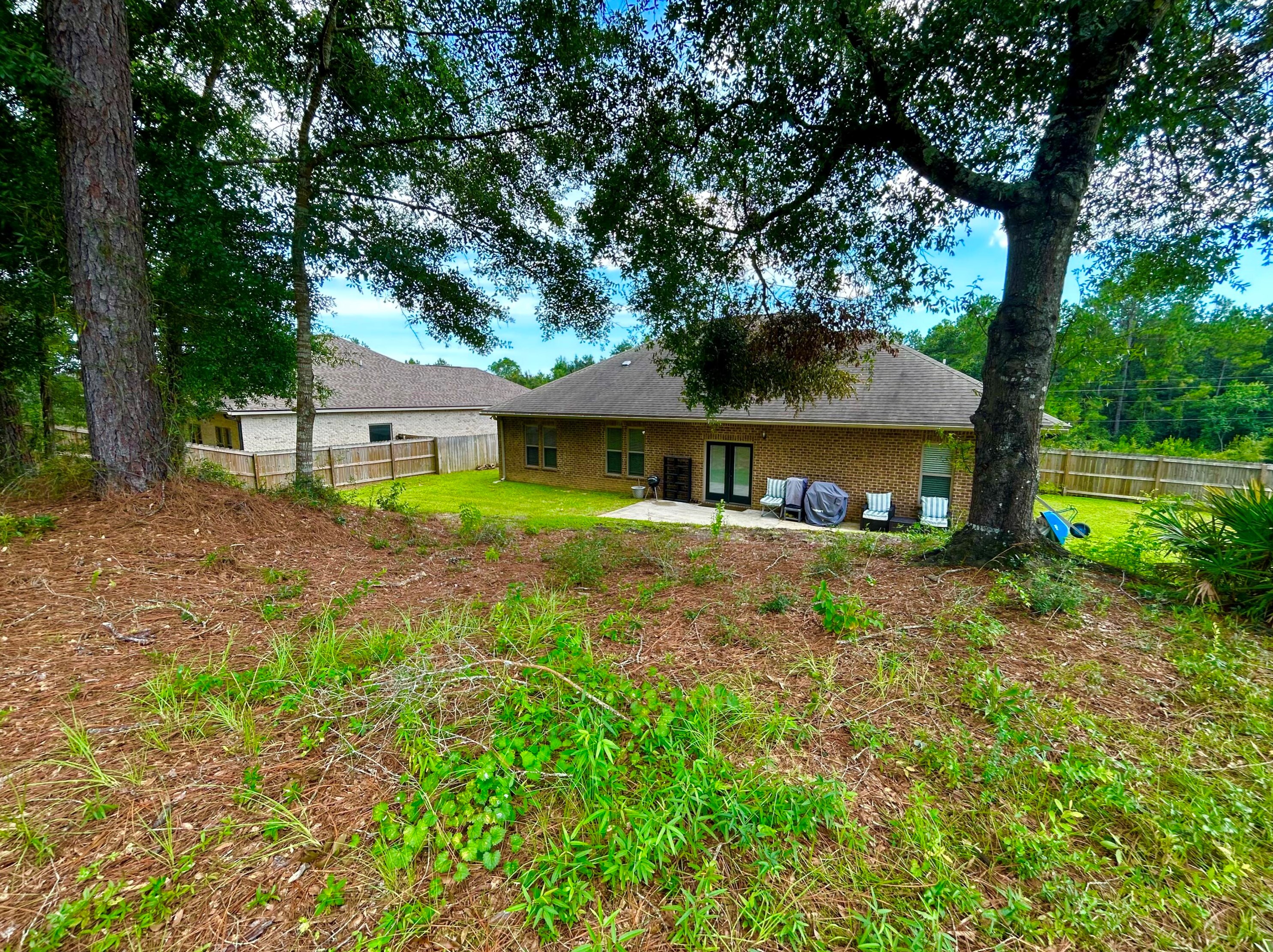 420 Shoal River Dr, Crestview FL  32539-8372 exterior