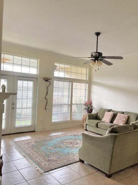 1532 Venice Ave, Fort Walton Beach FL  32547-5739 exterior