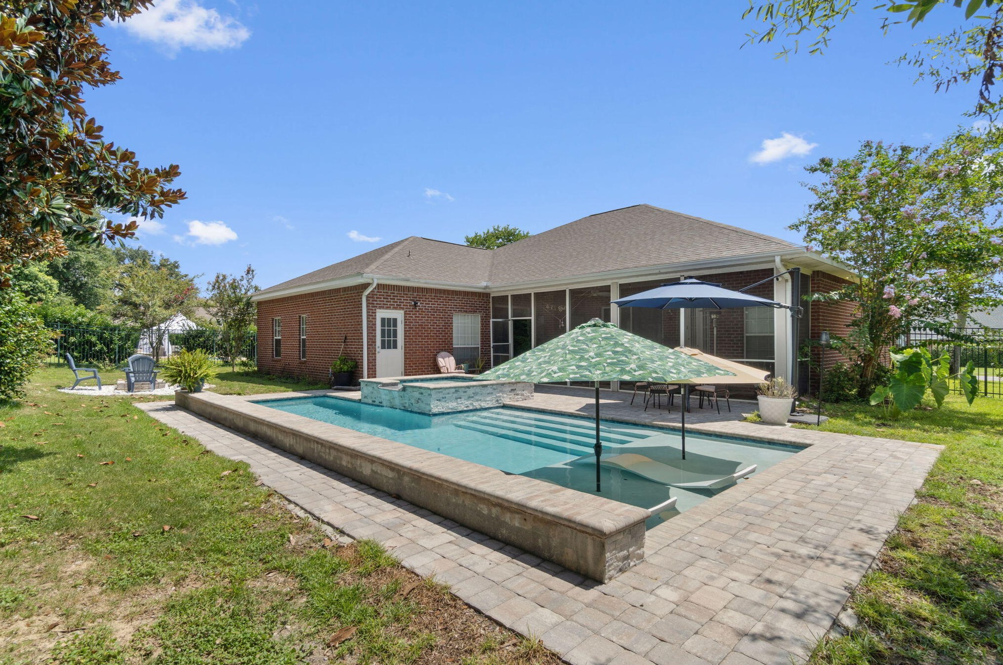 2895 Chanterelle Cv, Crestview FL  32539-4356 exterior