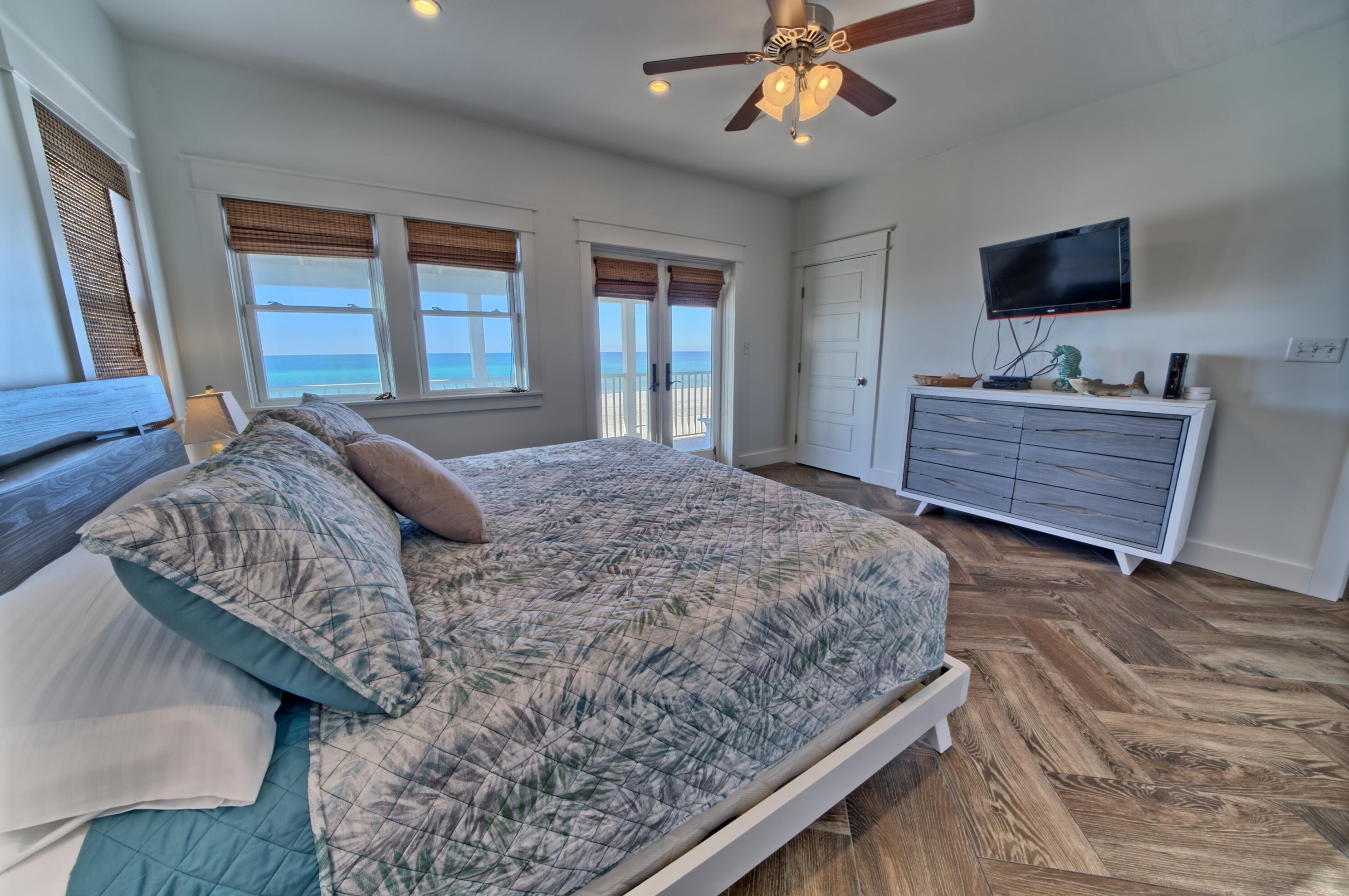17817 Front Beach Rd, Panama City FL  32413-1941 exterior
