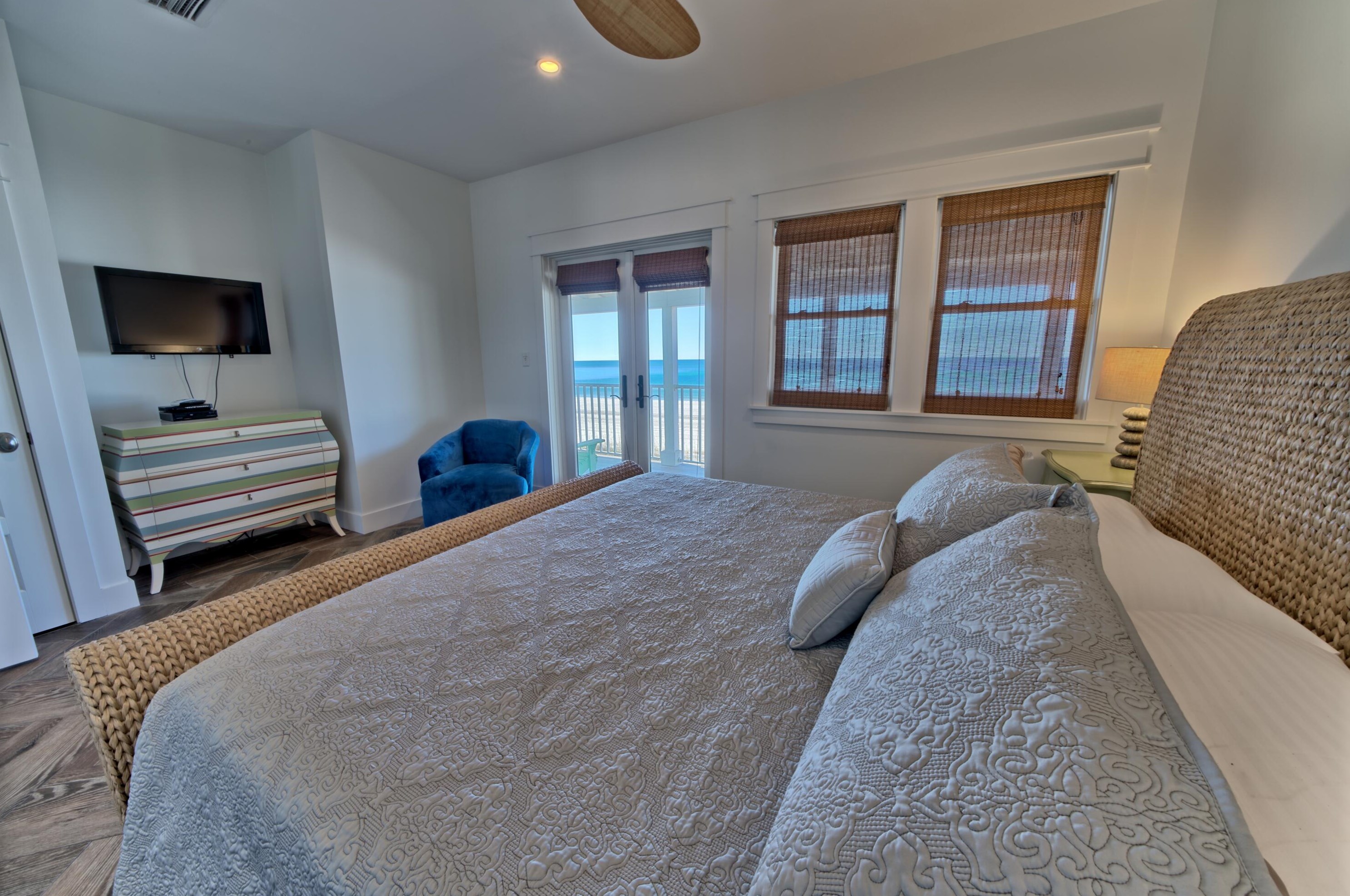 17817 Front Beach Rd, Panama City FL  32413-1941 exterior