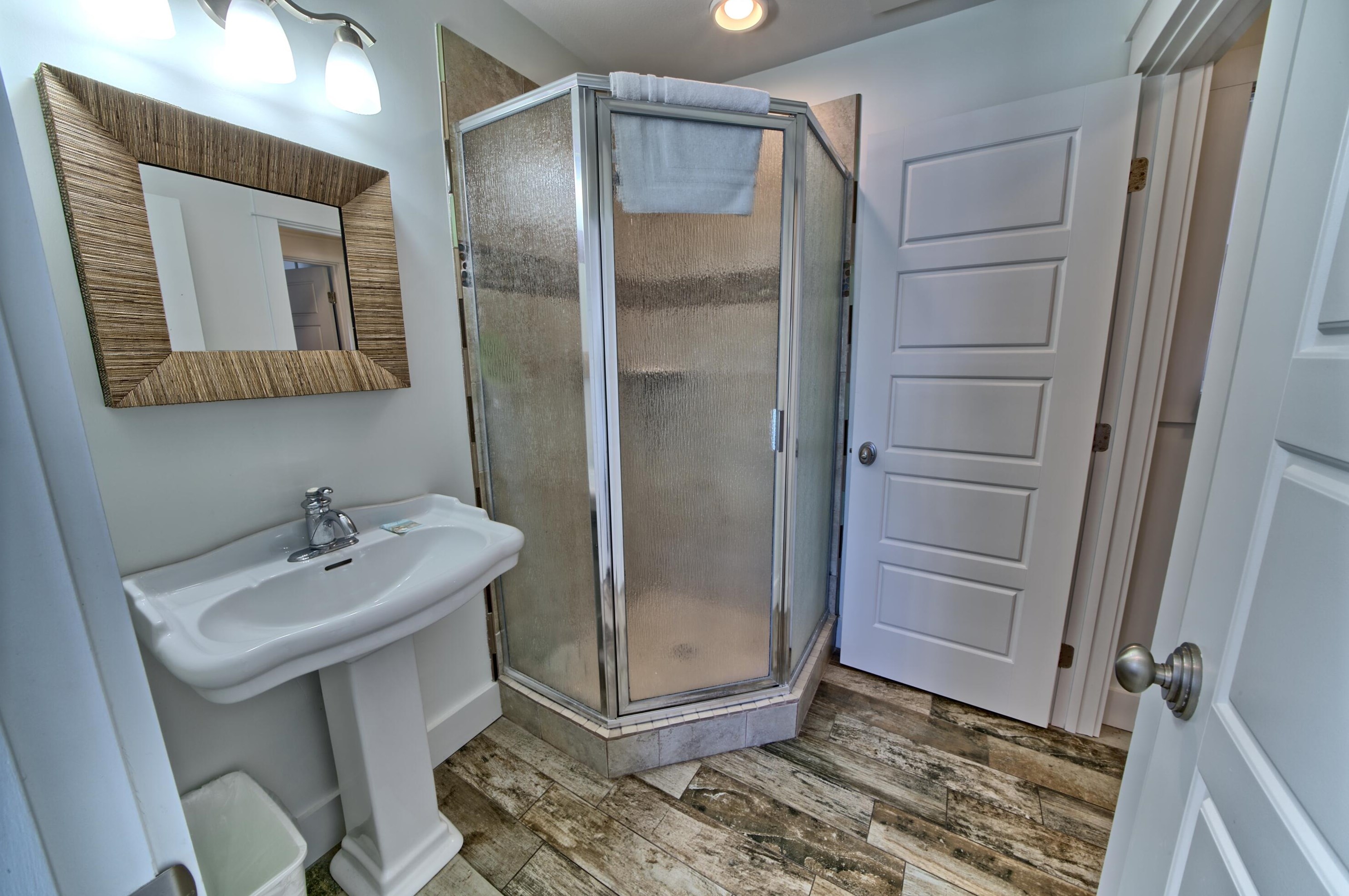 17817 Front Beach Rd, Panama City FL  32413-1941 exterior