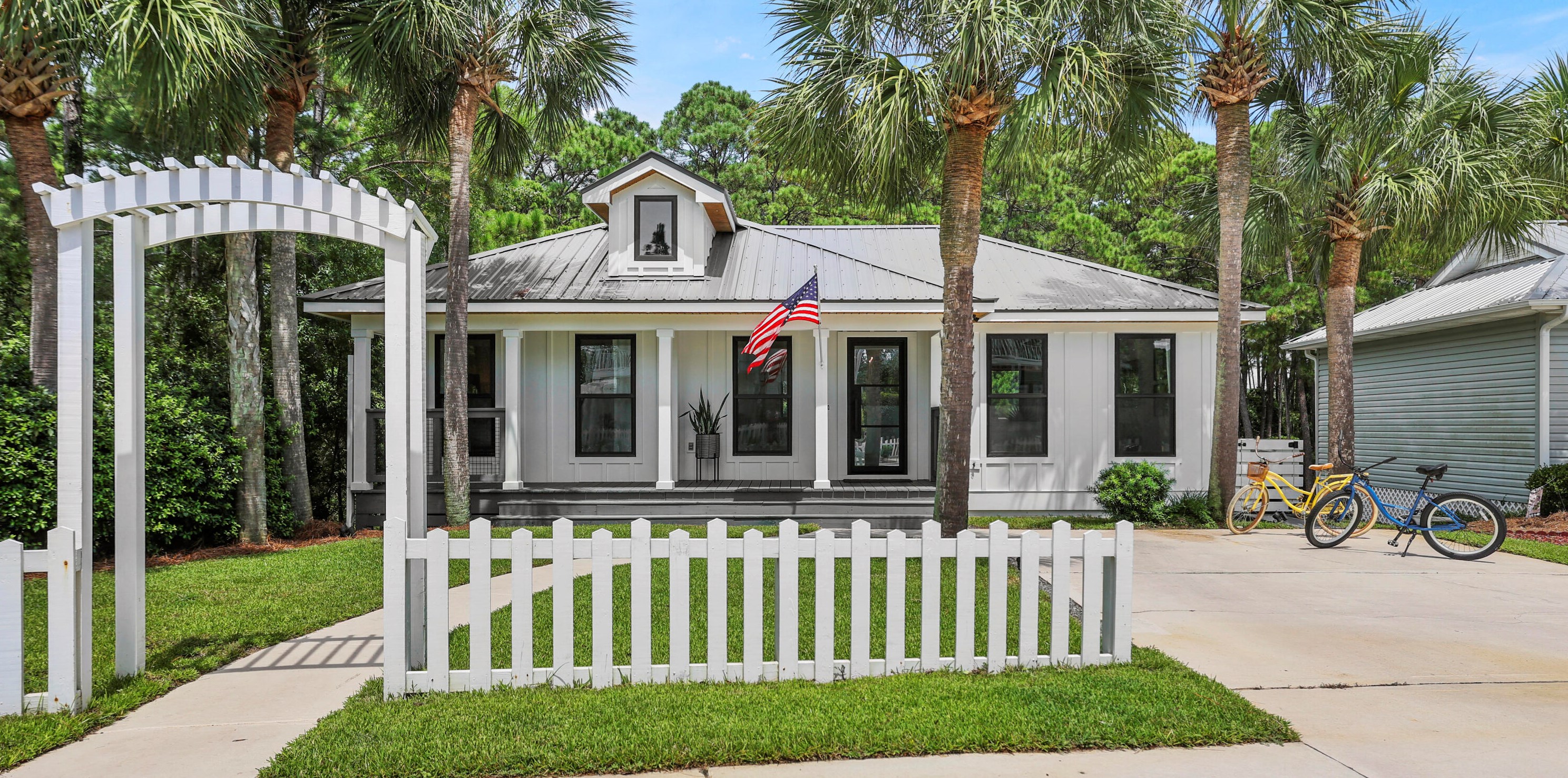 96 Tradewinds Dr, Santa Rosa Beach, FL 32459-4183
