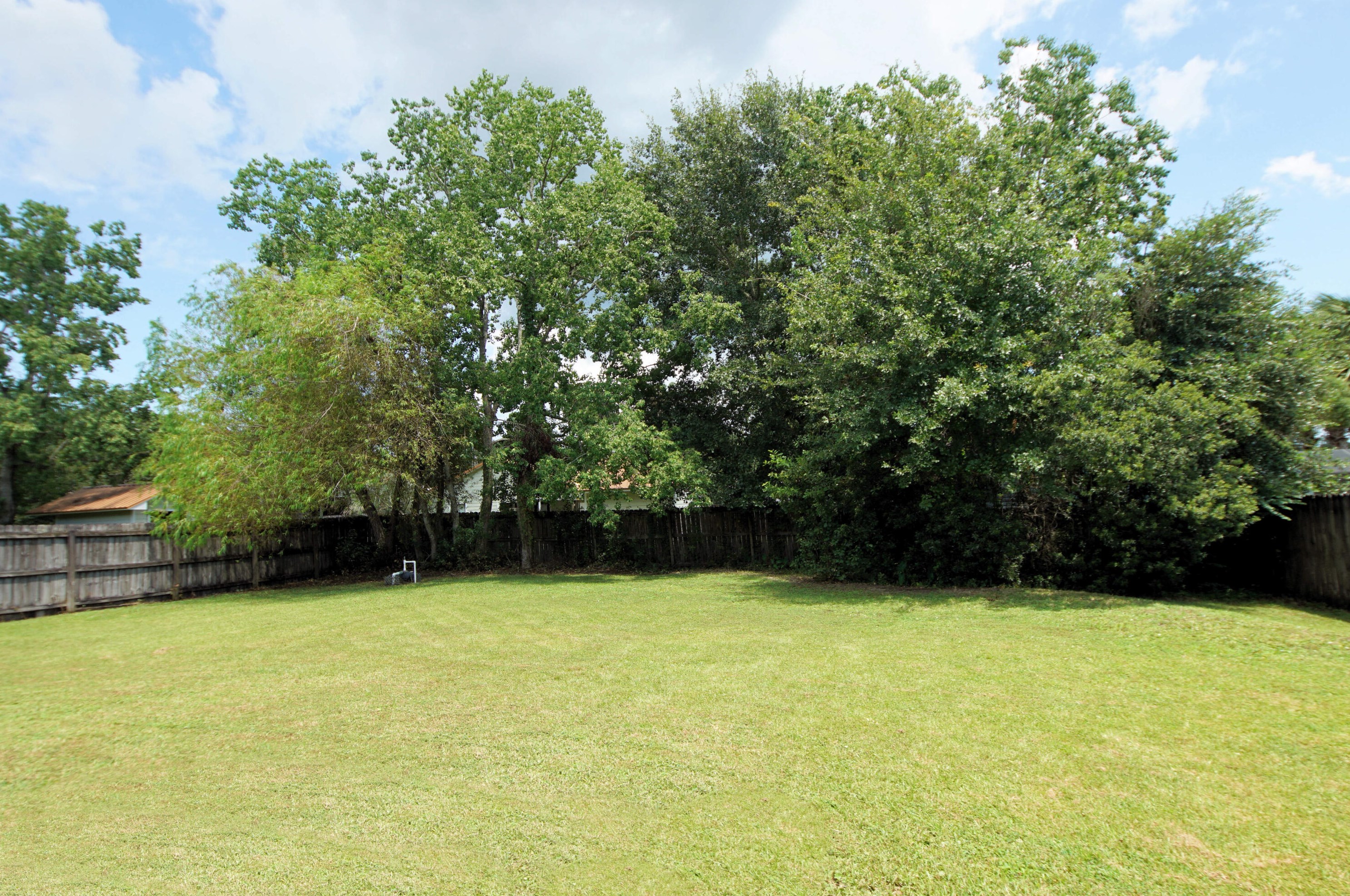 1905 Oak Ave, Niceville FL  32578-3611 exterior