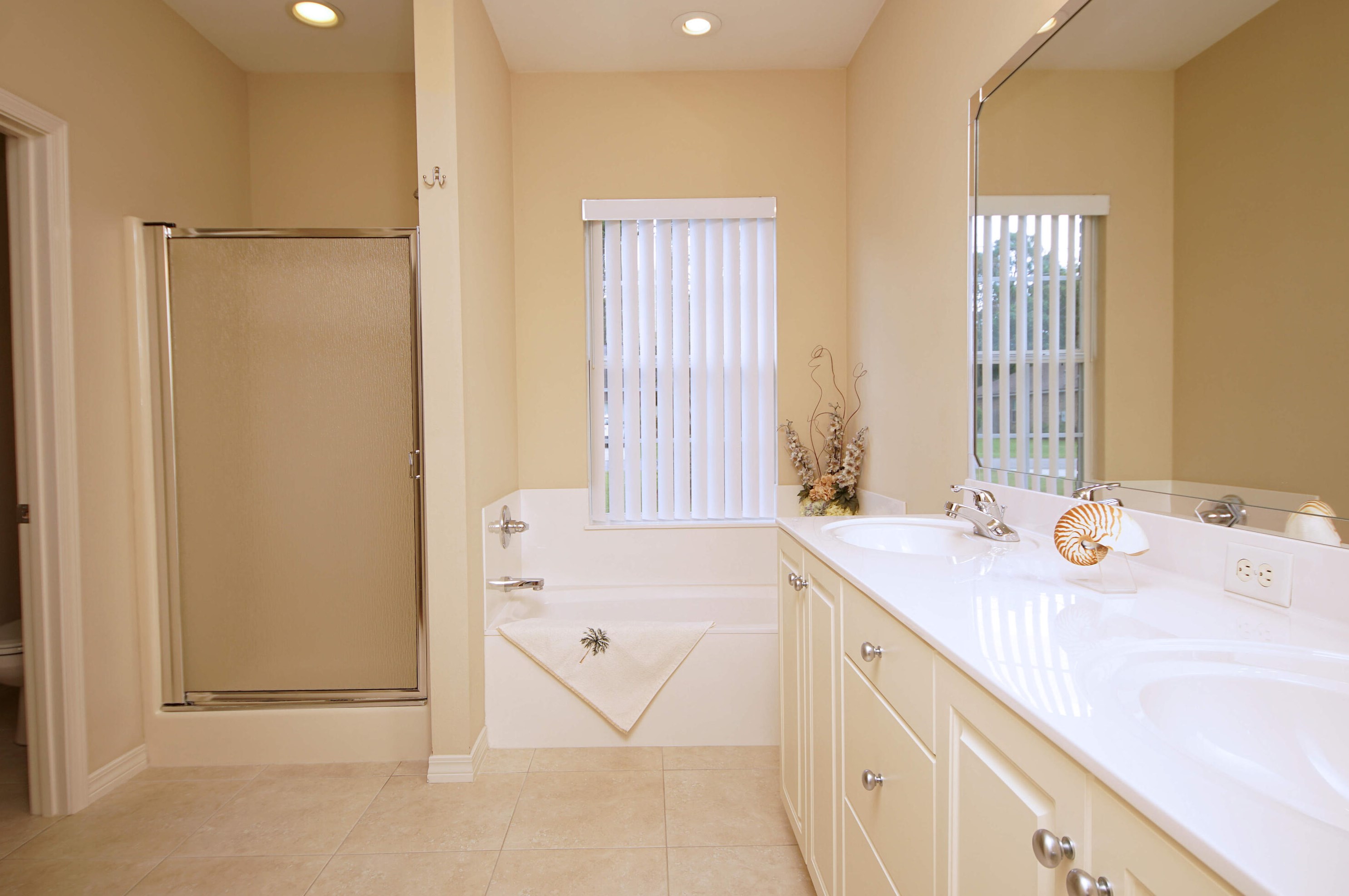 1905 Oak Ave, Niceville FL  32578-3611 exterior