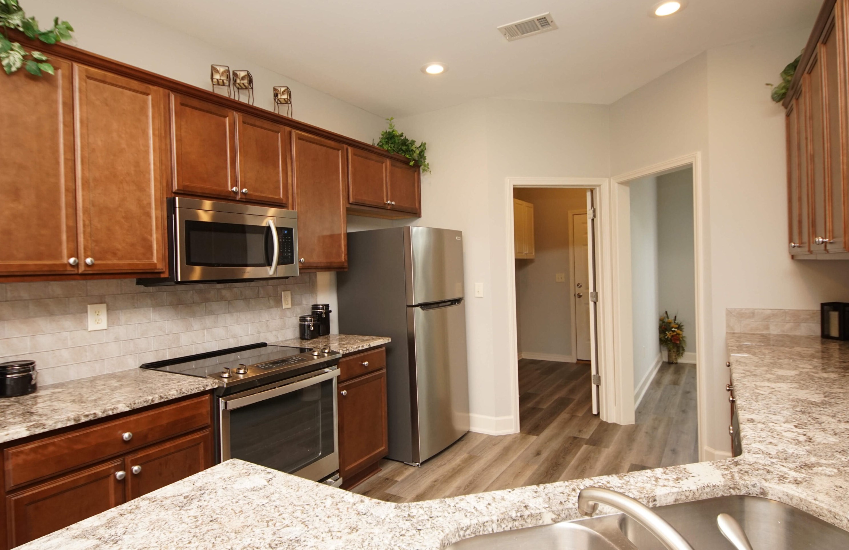 1905 Oak Ave, Niceville FL  32578-3611 exterior