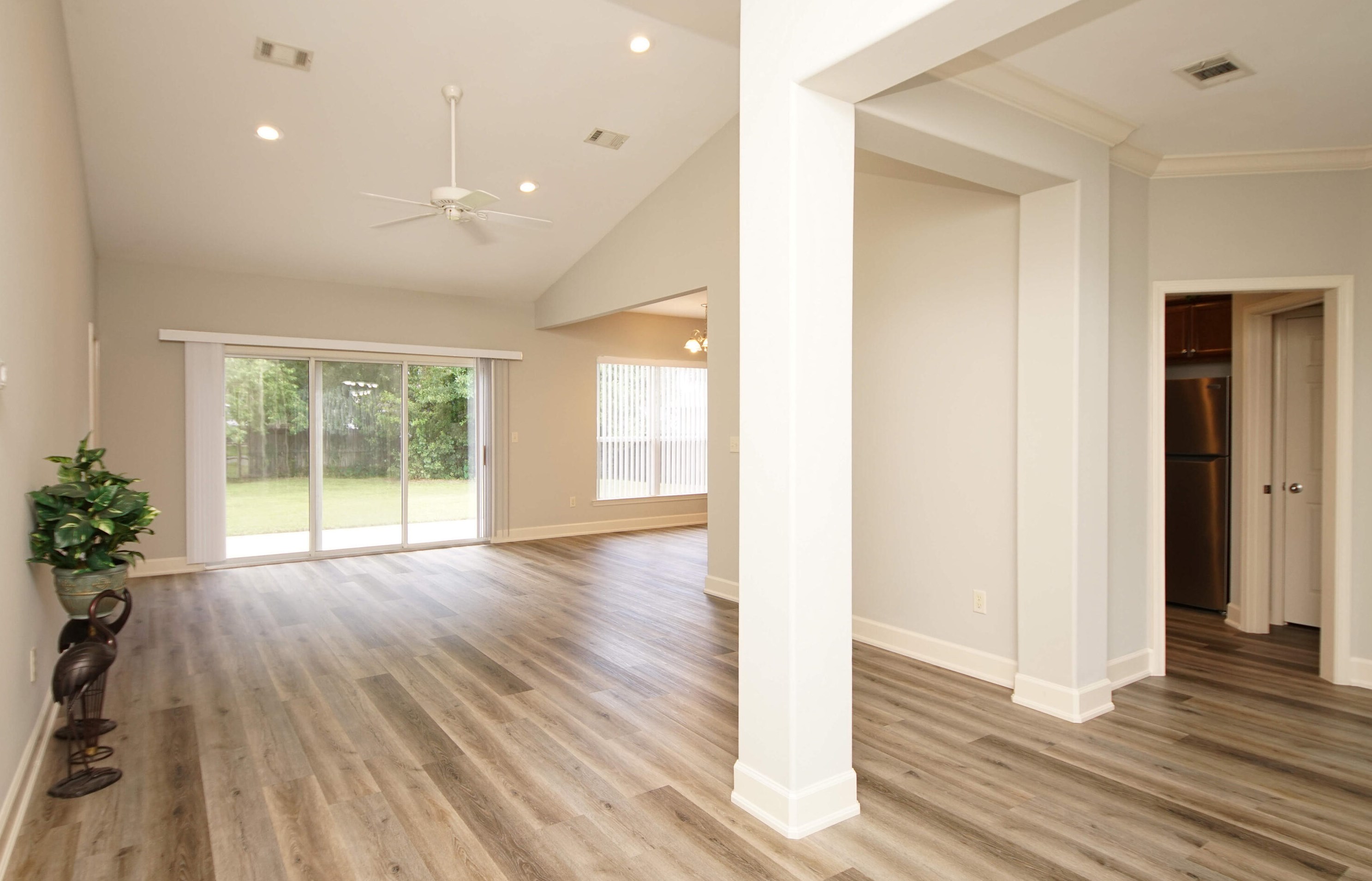 1905 Oak Ave, Niceville FL  32578-3611 exterior