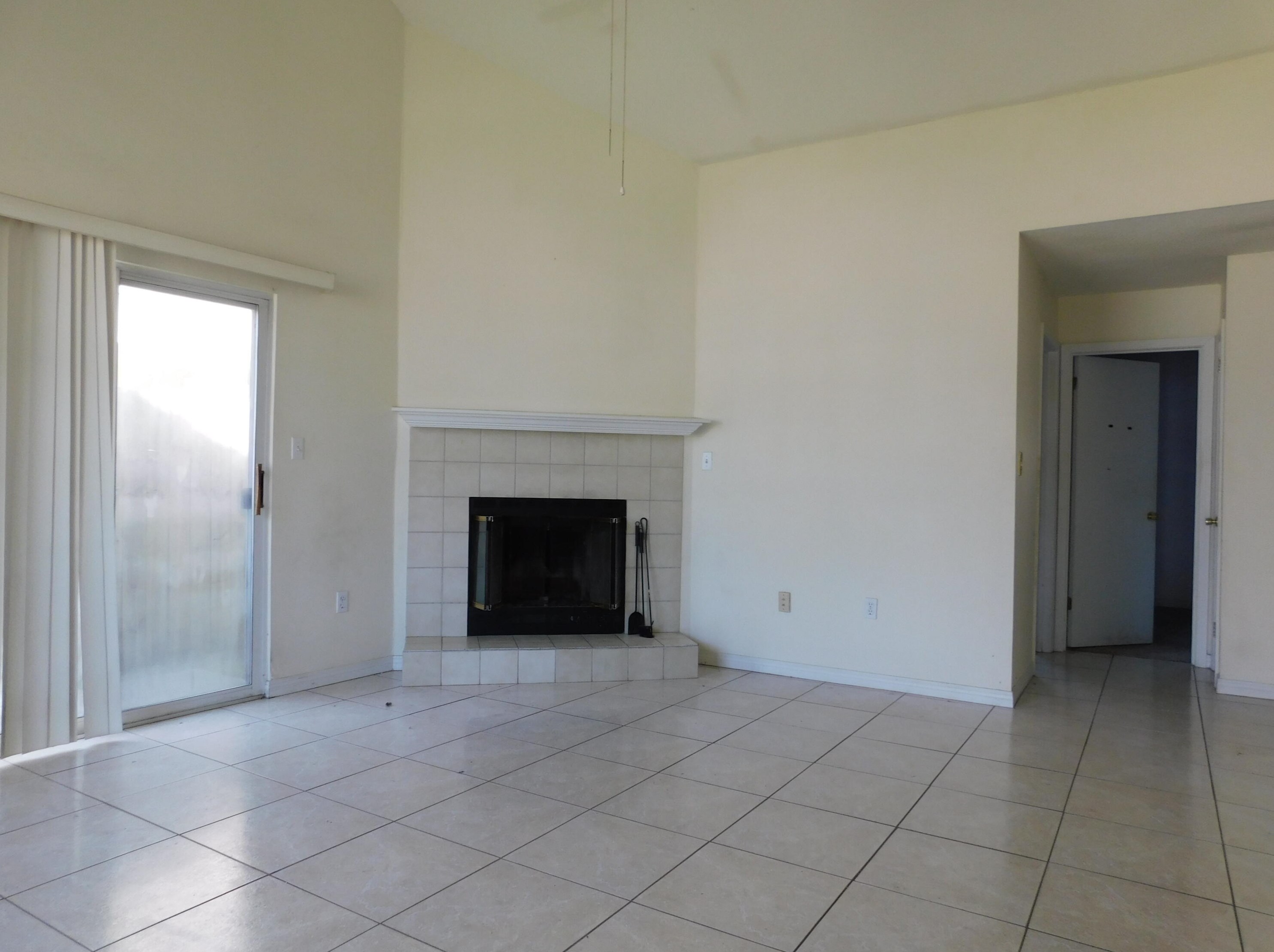 1220 Charleston Cir, Fort Walton Beach, FL 32547-6890