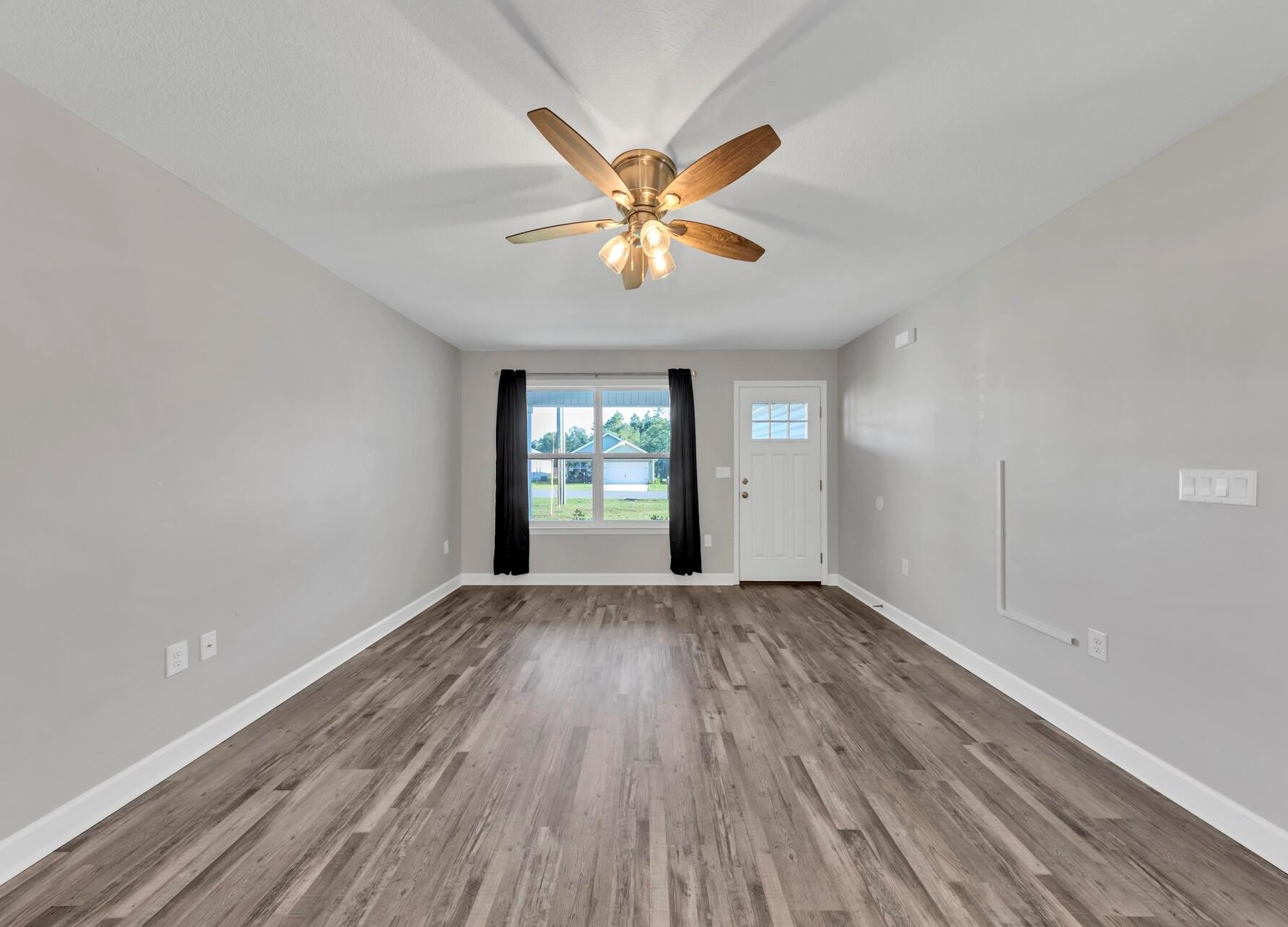 3191 Maple St, Crestview FL  32539-9180 exterior
