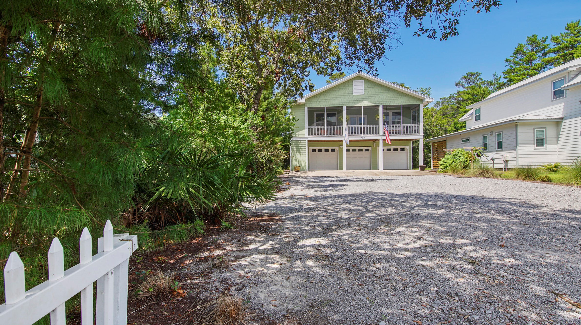 109 Gulf Dr, Santa Rosa Beach, FL 32459-6523