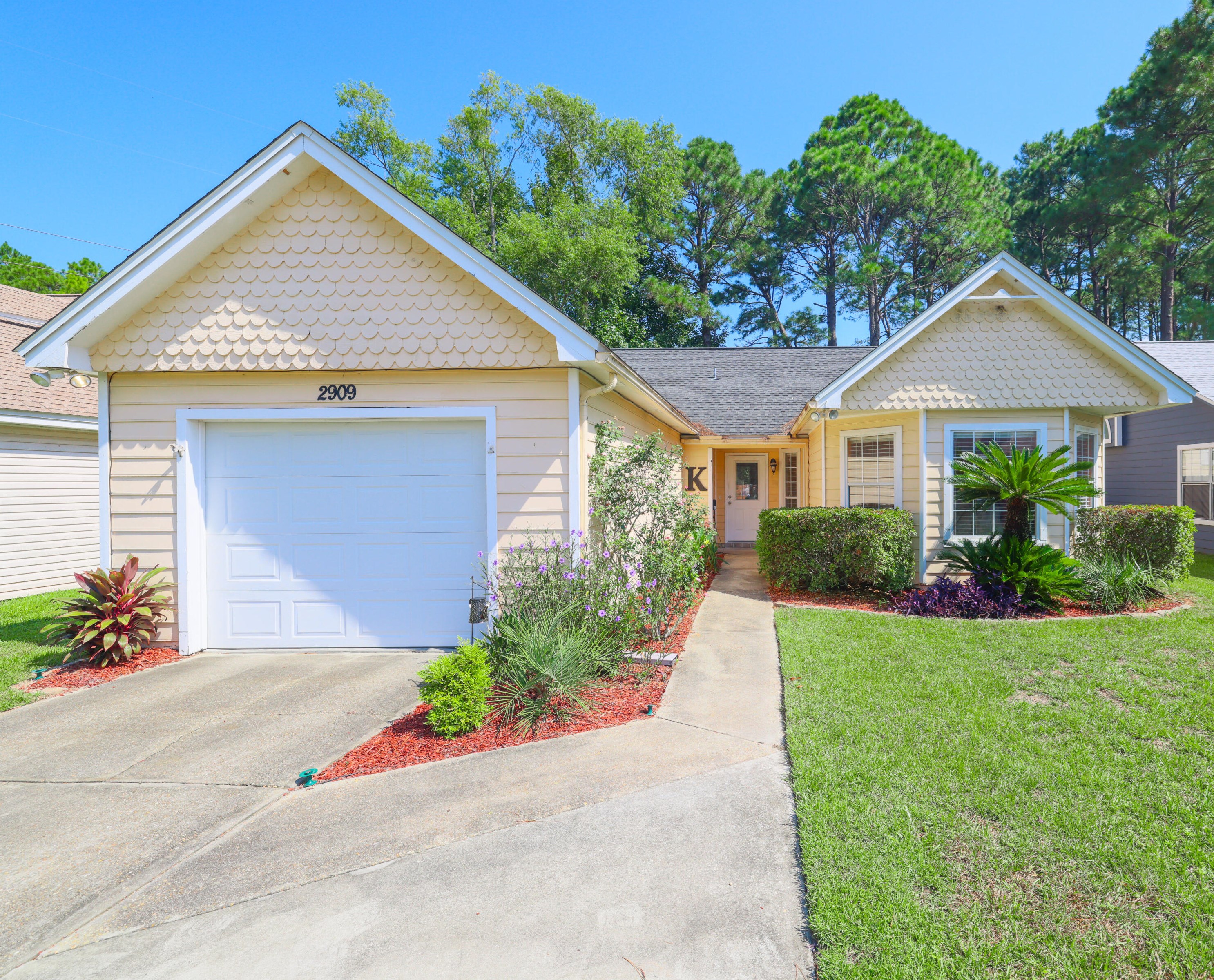 2909 Bentwood Ln, Fort Walton Beach FL  32547-6855 exterior