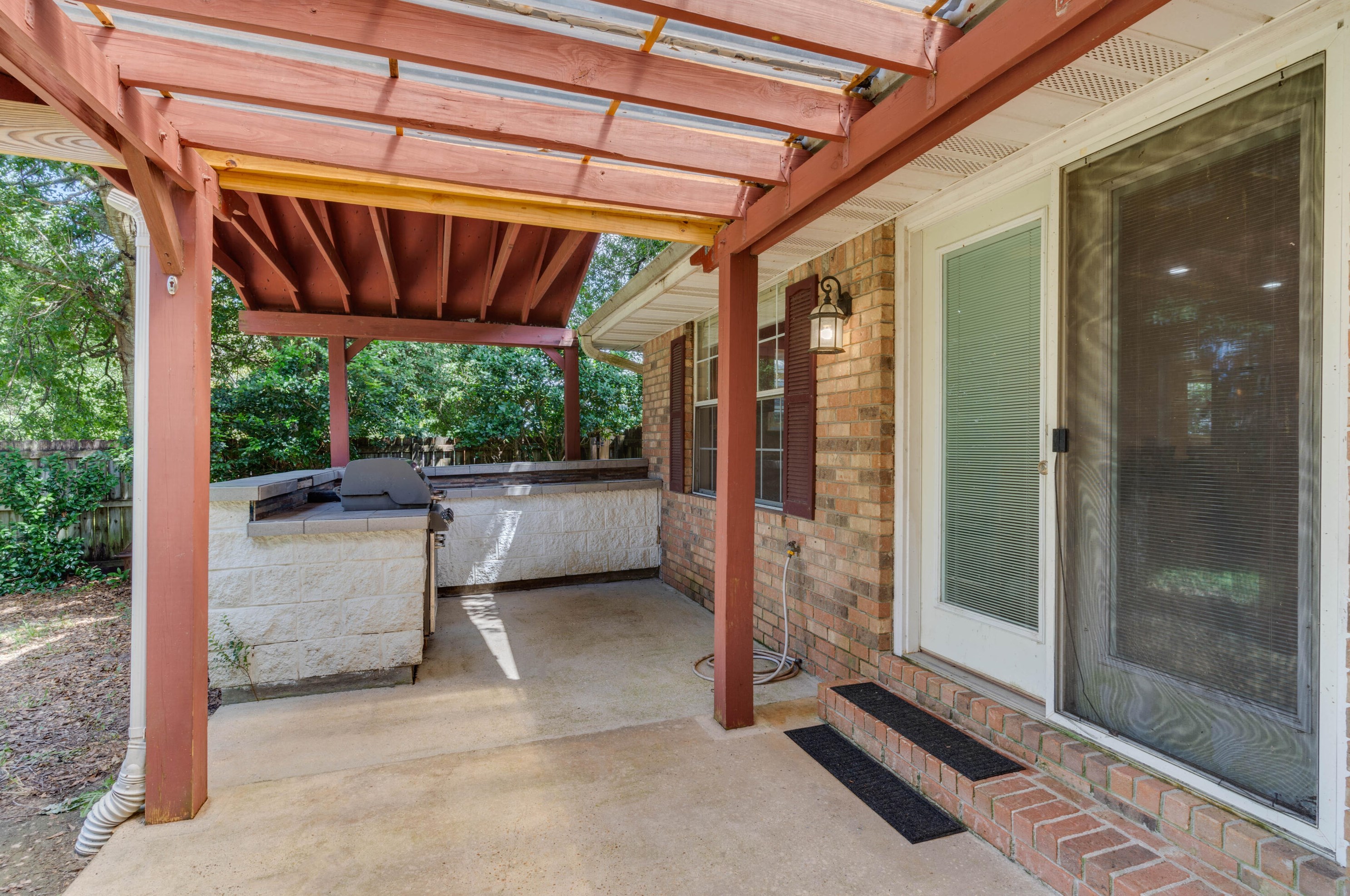 322 Riverchase Blvd, Crestview FL  32536-9217 exterior
