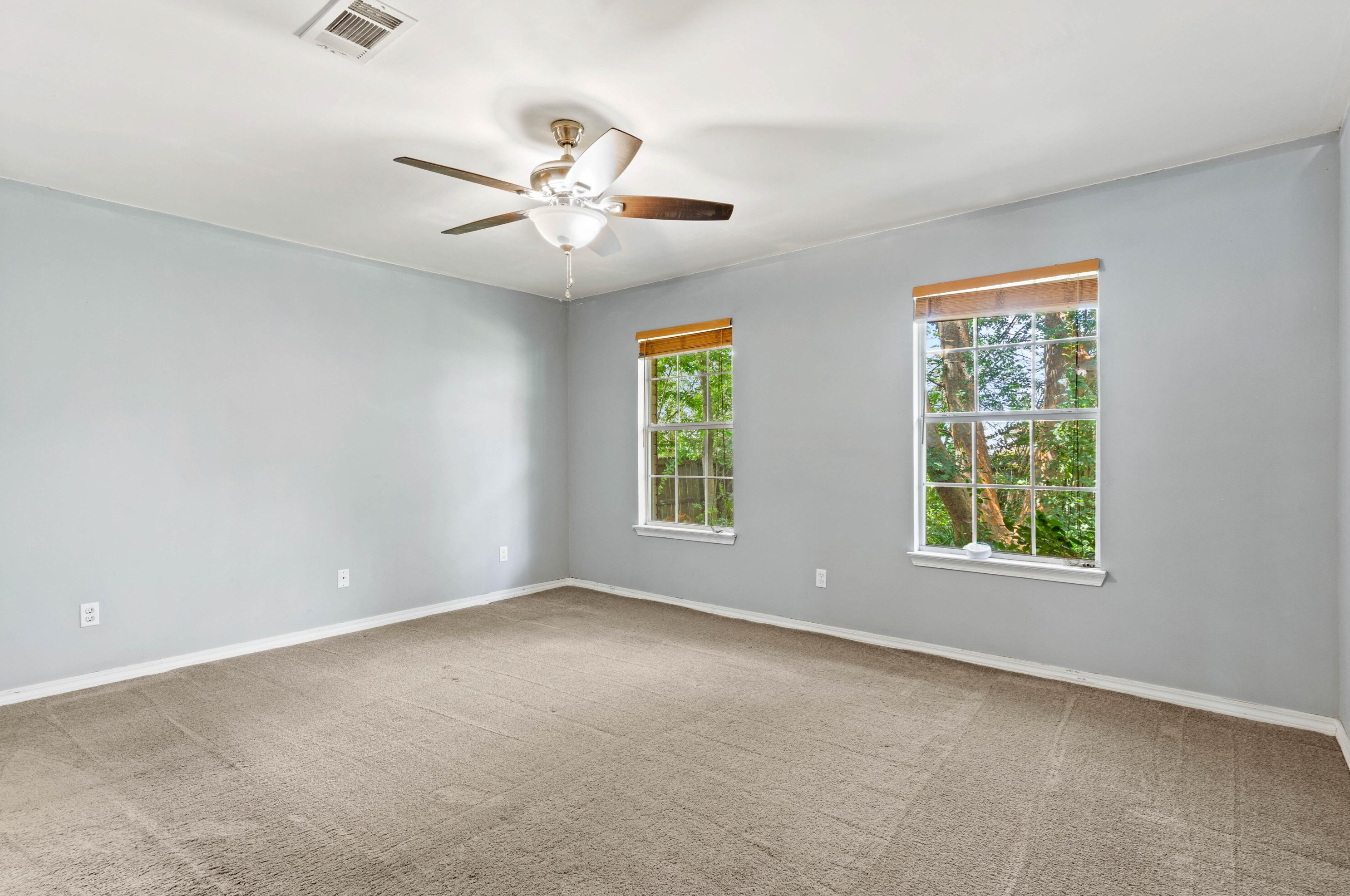 322 Riverchase Blvd, Crestview FL  32536-9217 exterior