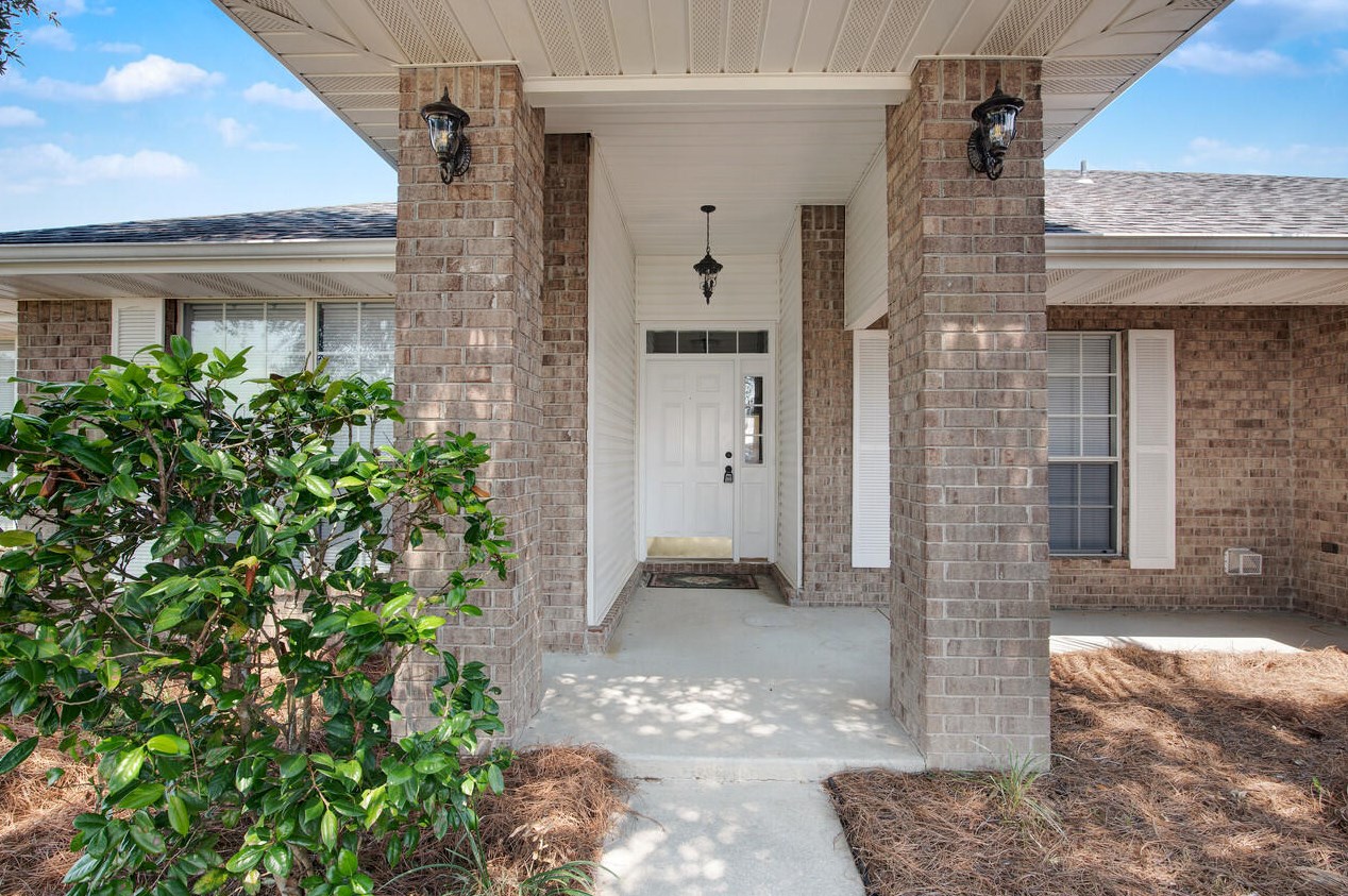 407 Riverchase Blvd, Crestview, FL 32536