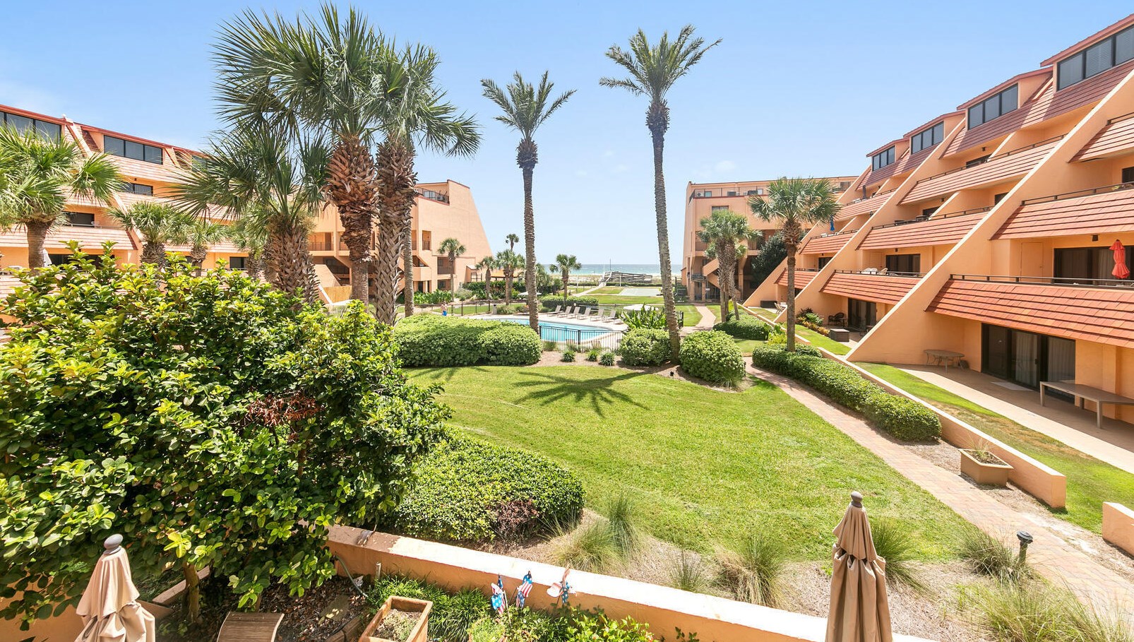 520 Gulf Shore Dr, Destin FL  32541-2079 exterior