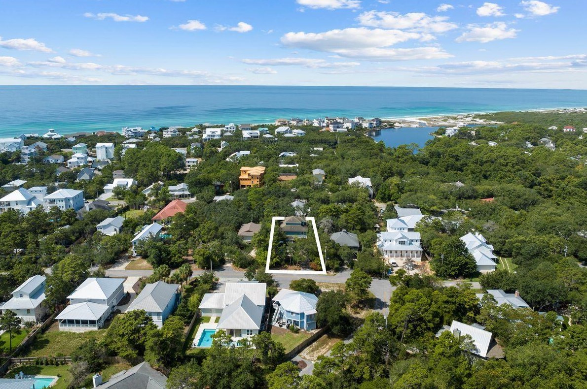 141 Crescent Rd, Santa Rosa Beach, FL 32459-3638