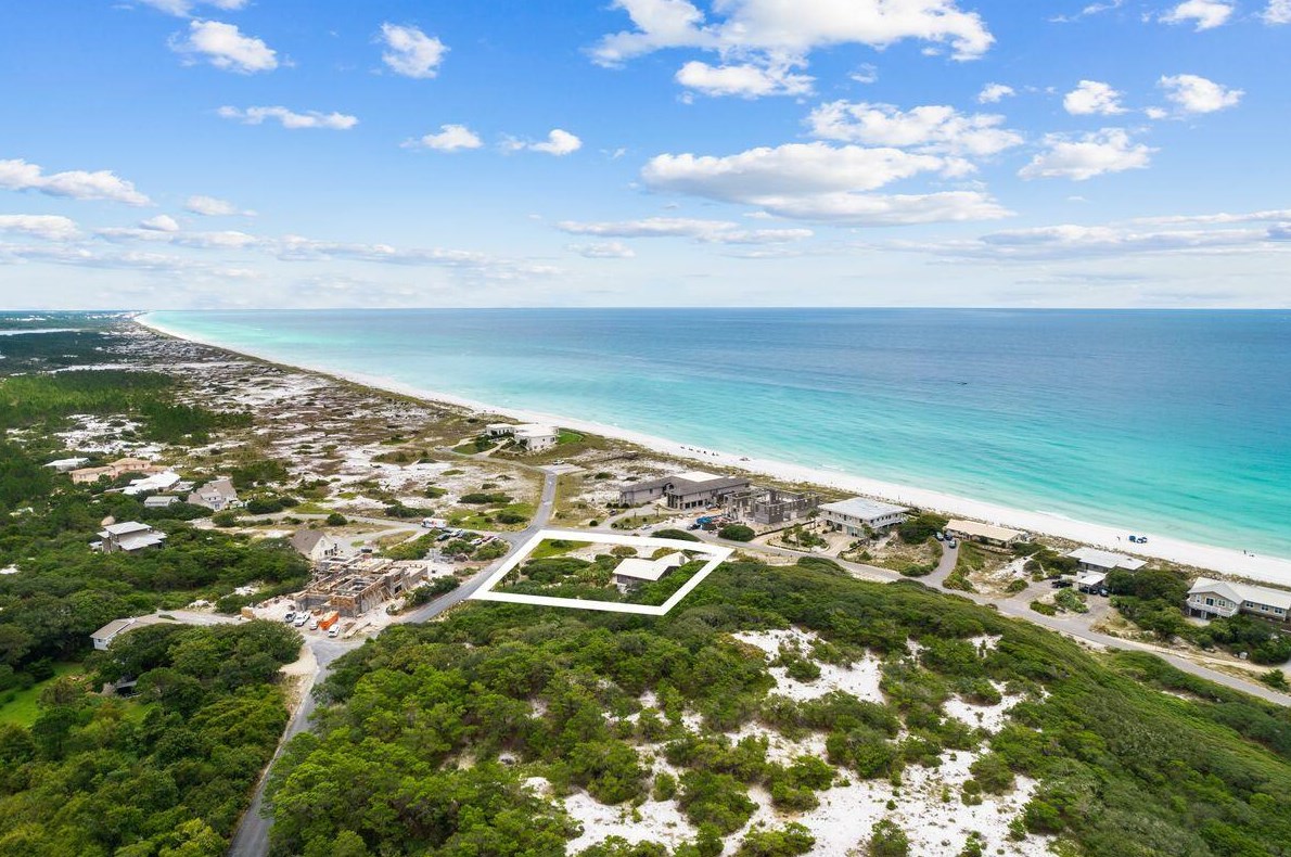 754 Village Rd, Santa Rosa Beach, FL 32459-3203