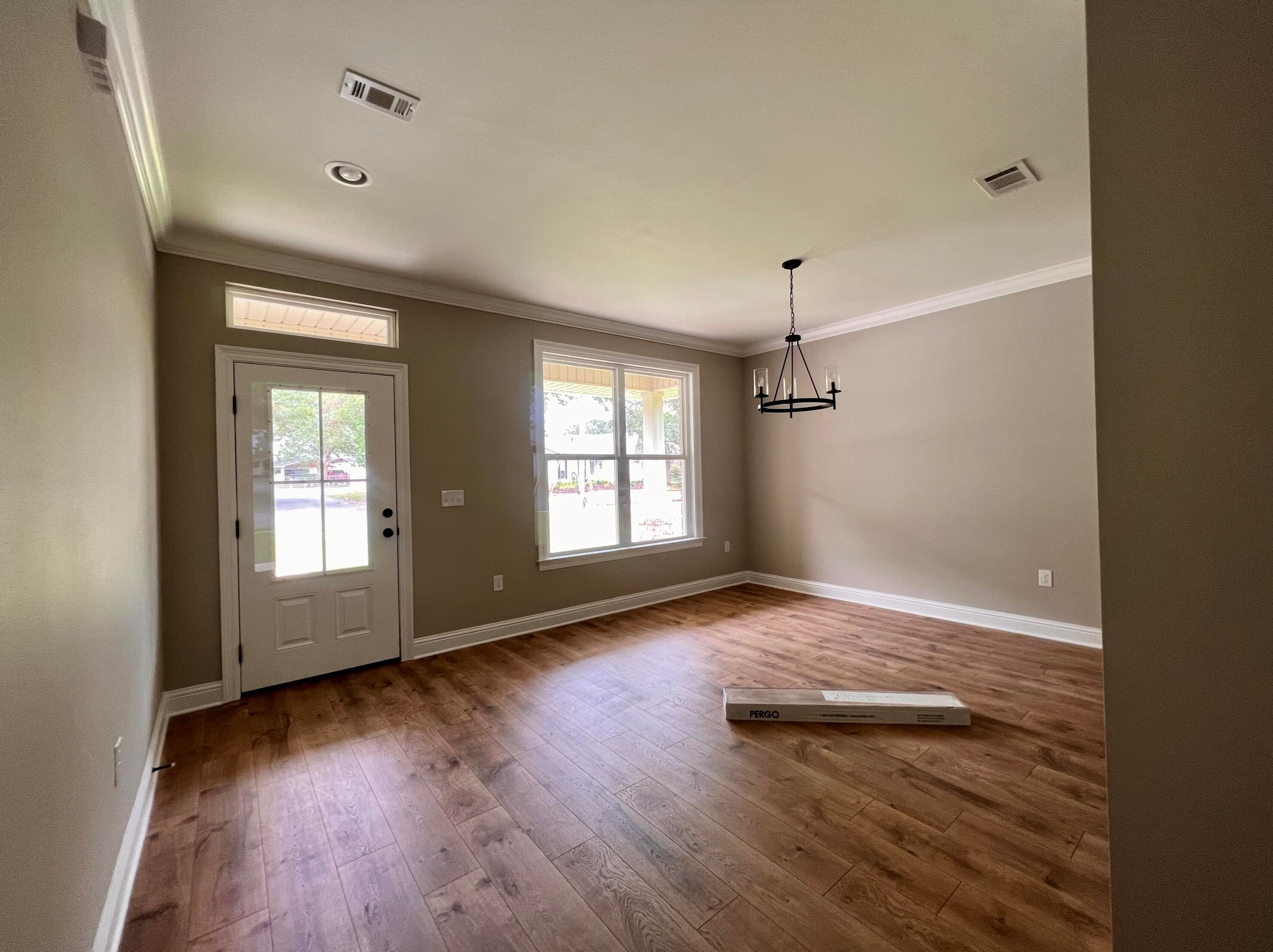 118 Mcewen Dr, Niceville, FL 32578-2617