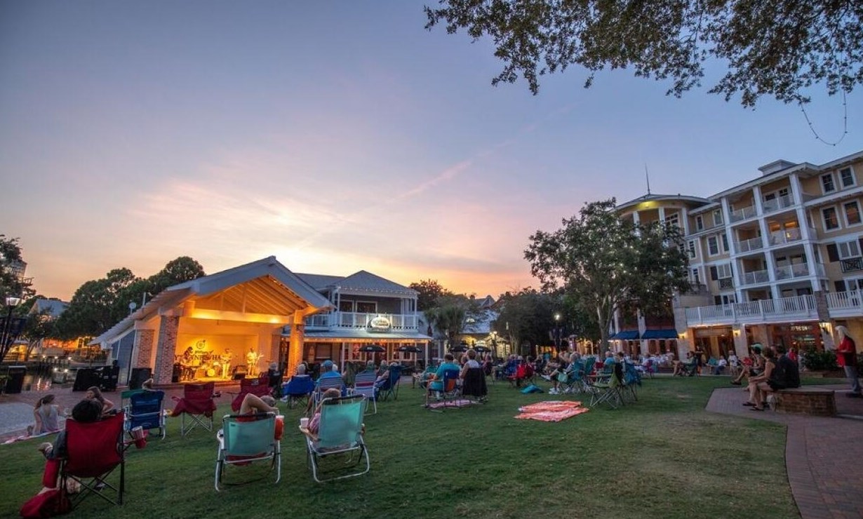 399 Linkside Dr, Destin FL 32550-4851 exterior