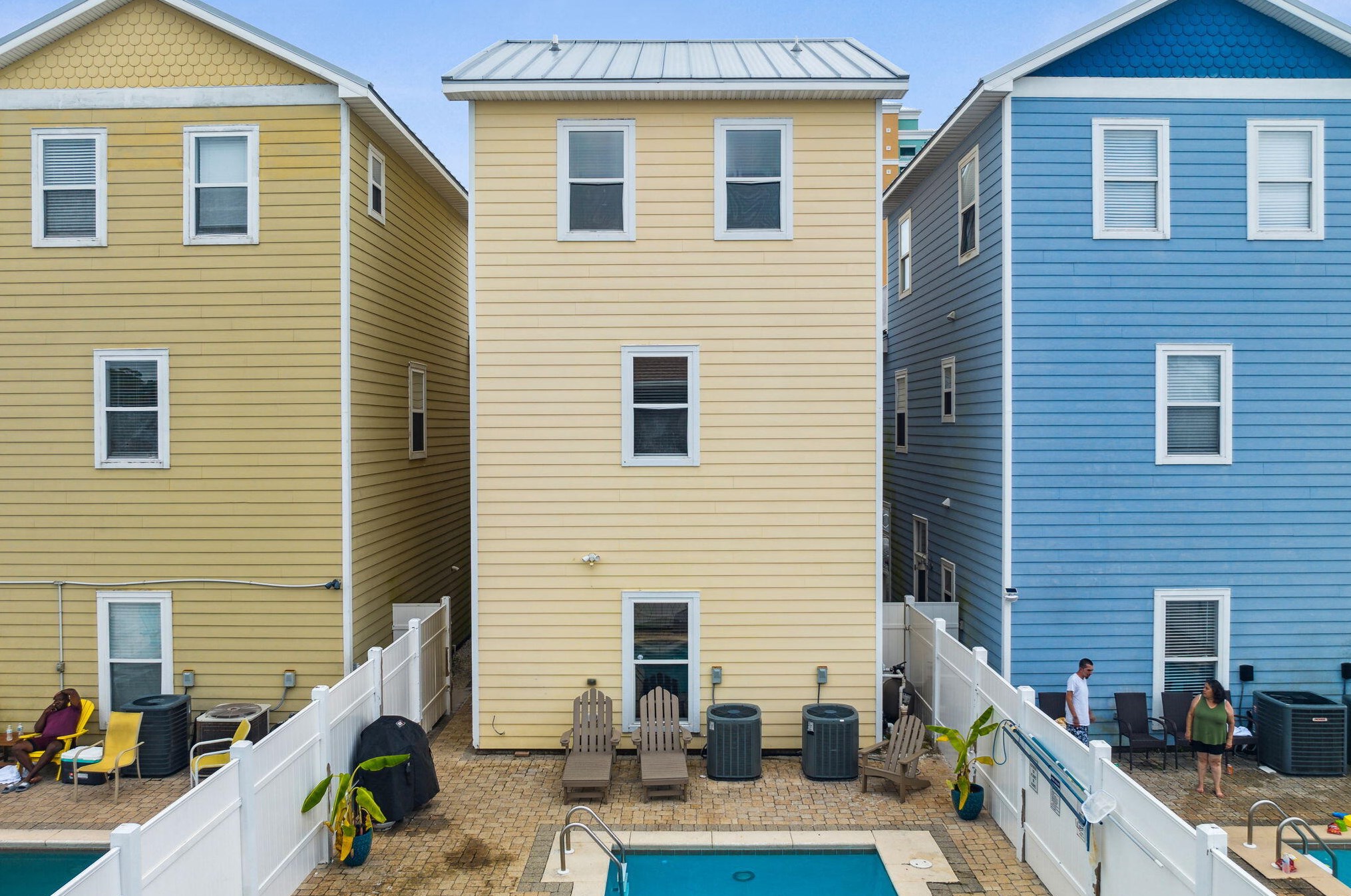 7420 Thomas Dr, Panama City FL 32408-4001 exterior