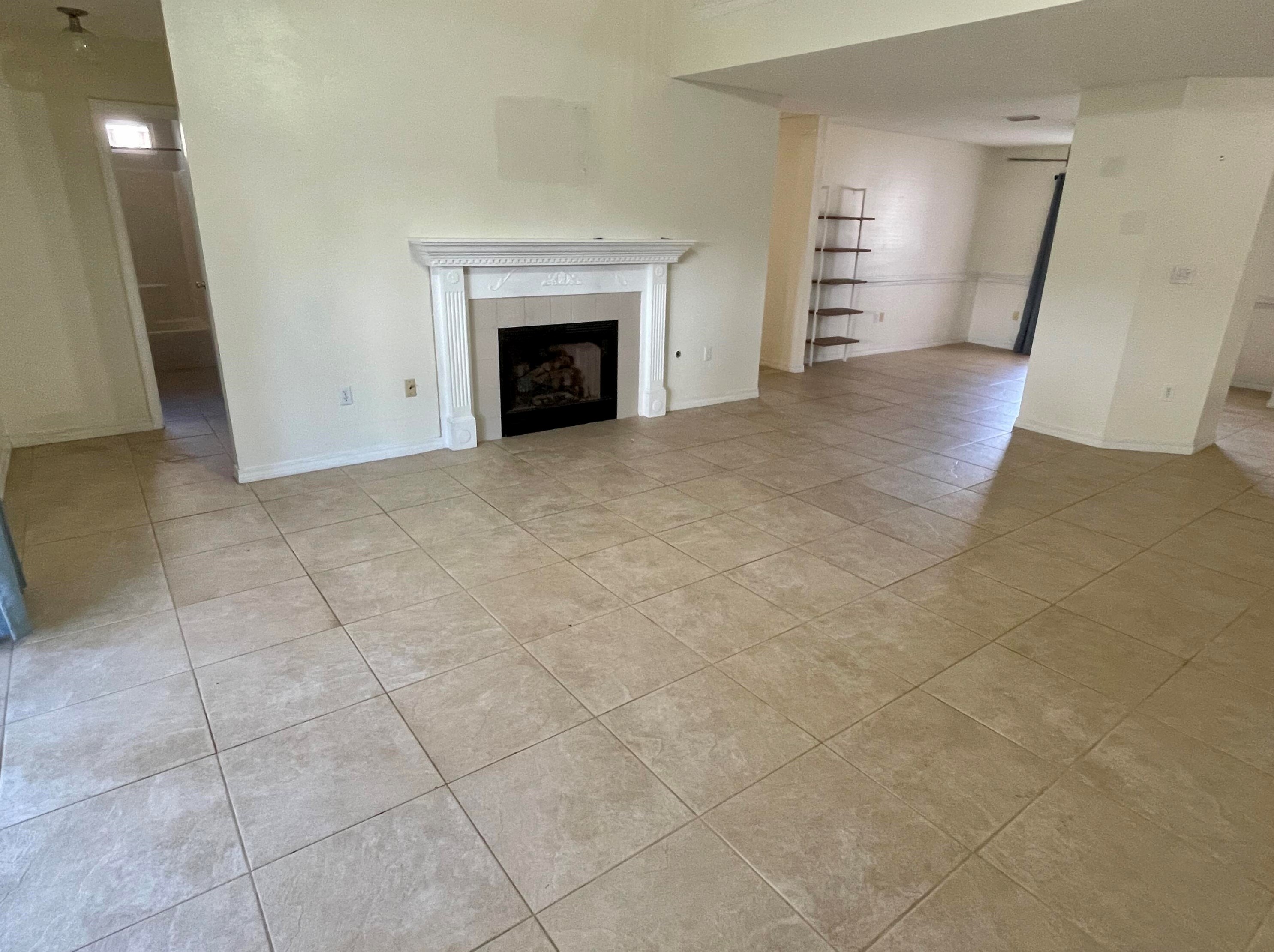 858 Mande Ct, Shalimar, FL 32579