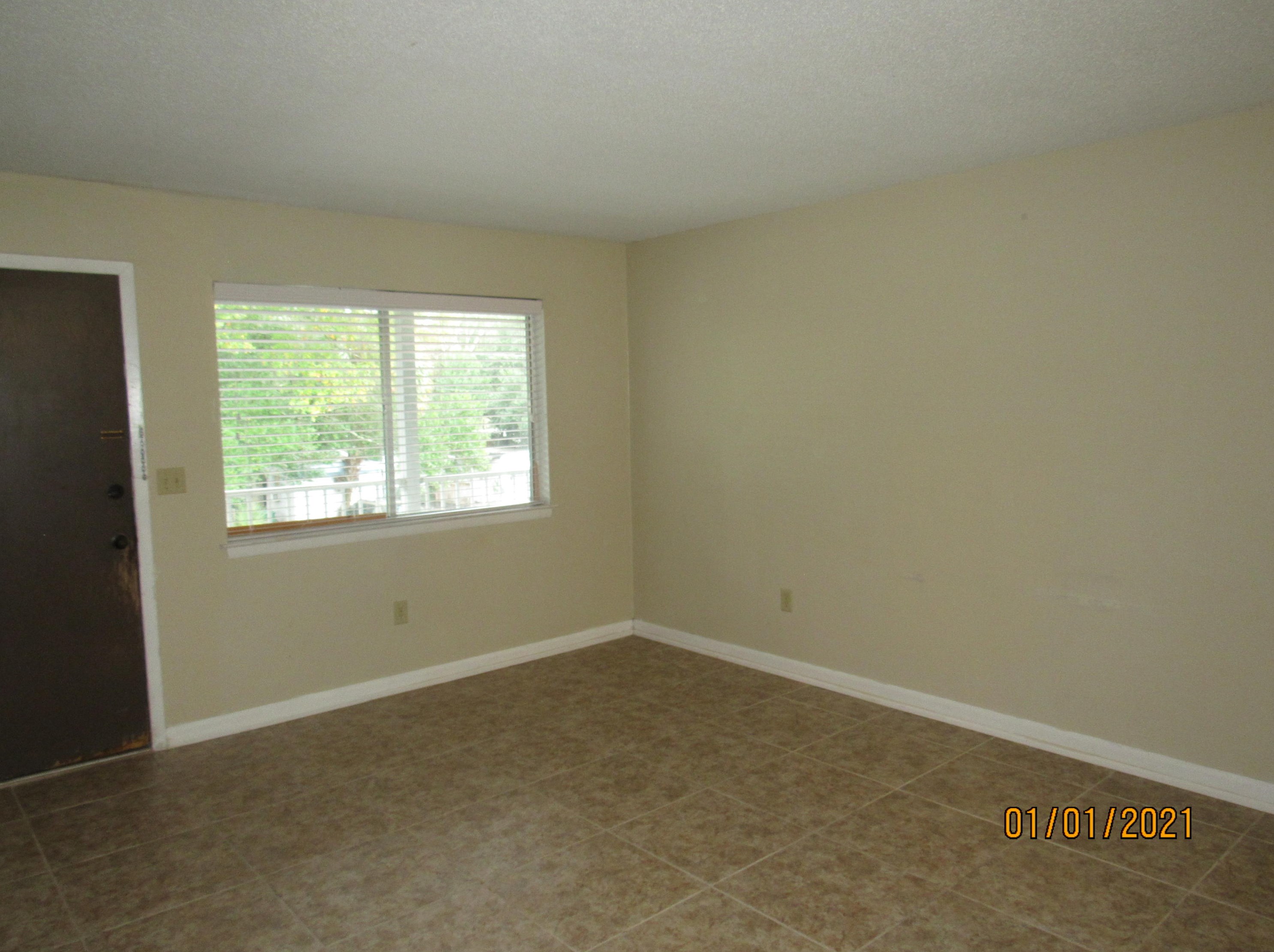 201 College Blvd E #58, Niceville, FL 32578