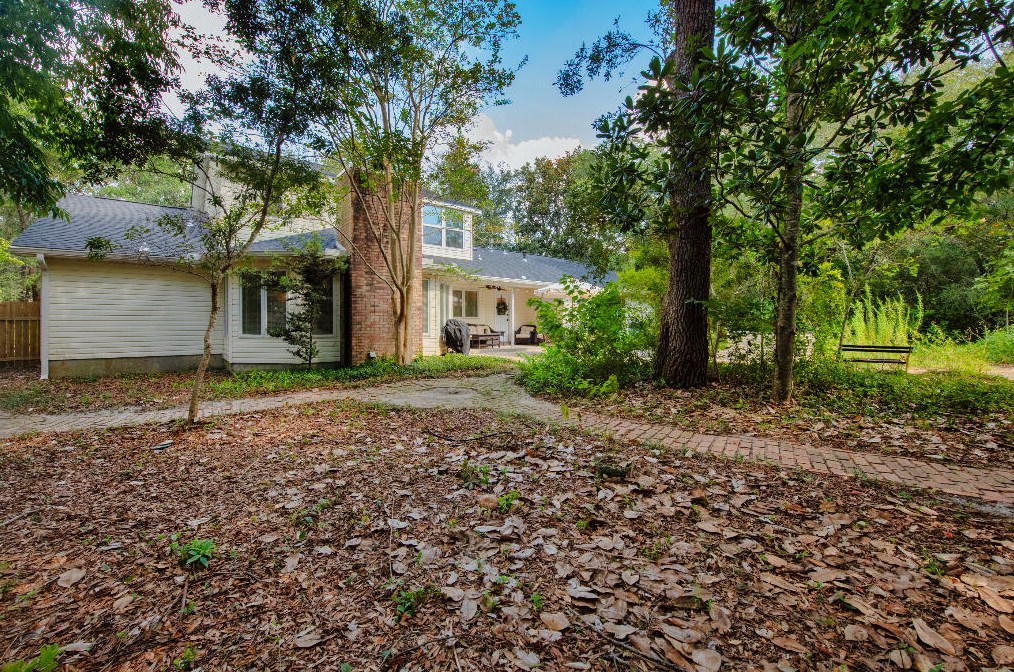 821 Weeden Island Dr, Niceville FL  32578-3724 exterior