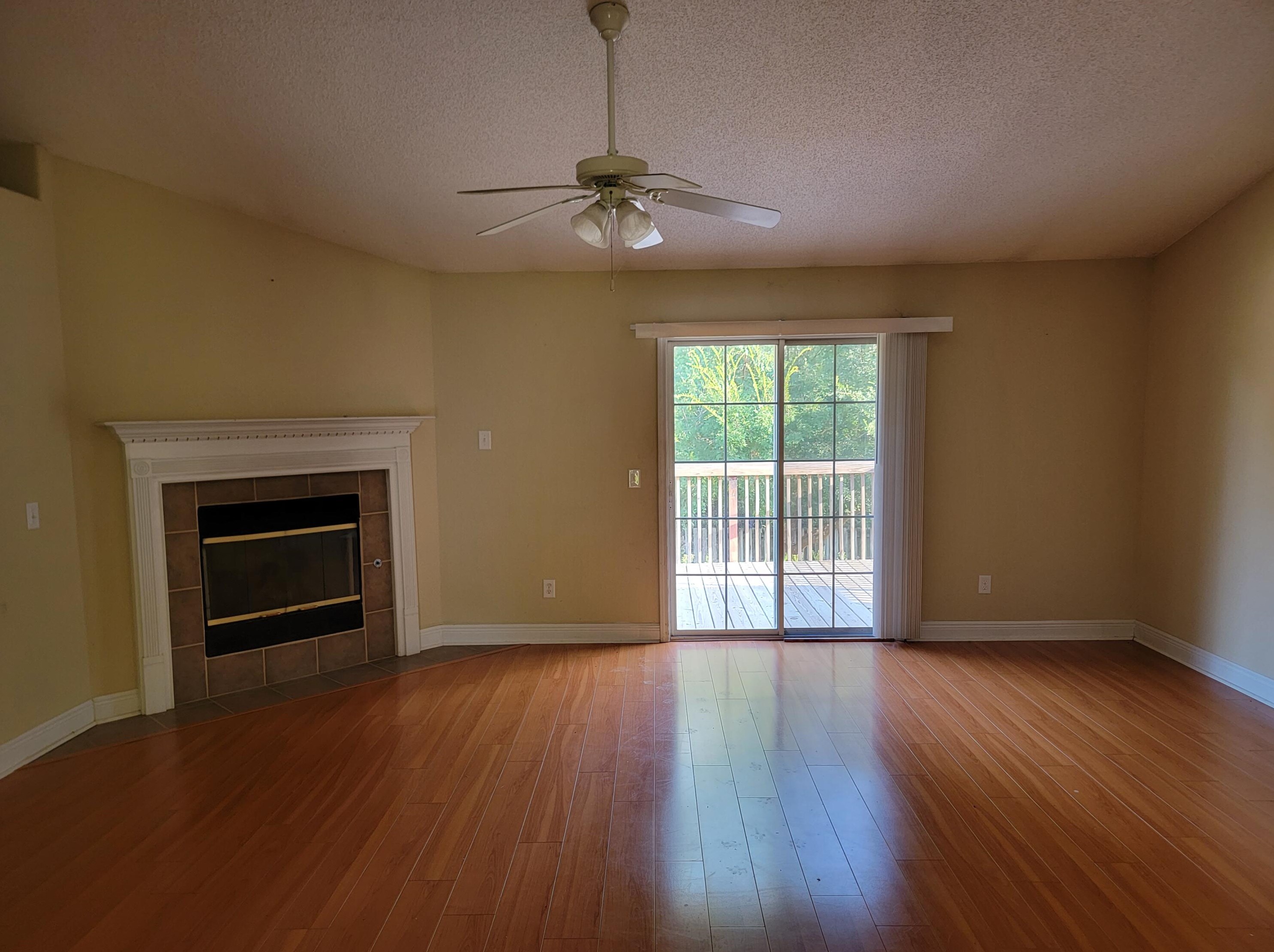 614 Territory Ln, Crestview FL  32536-5446 exterior