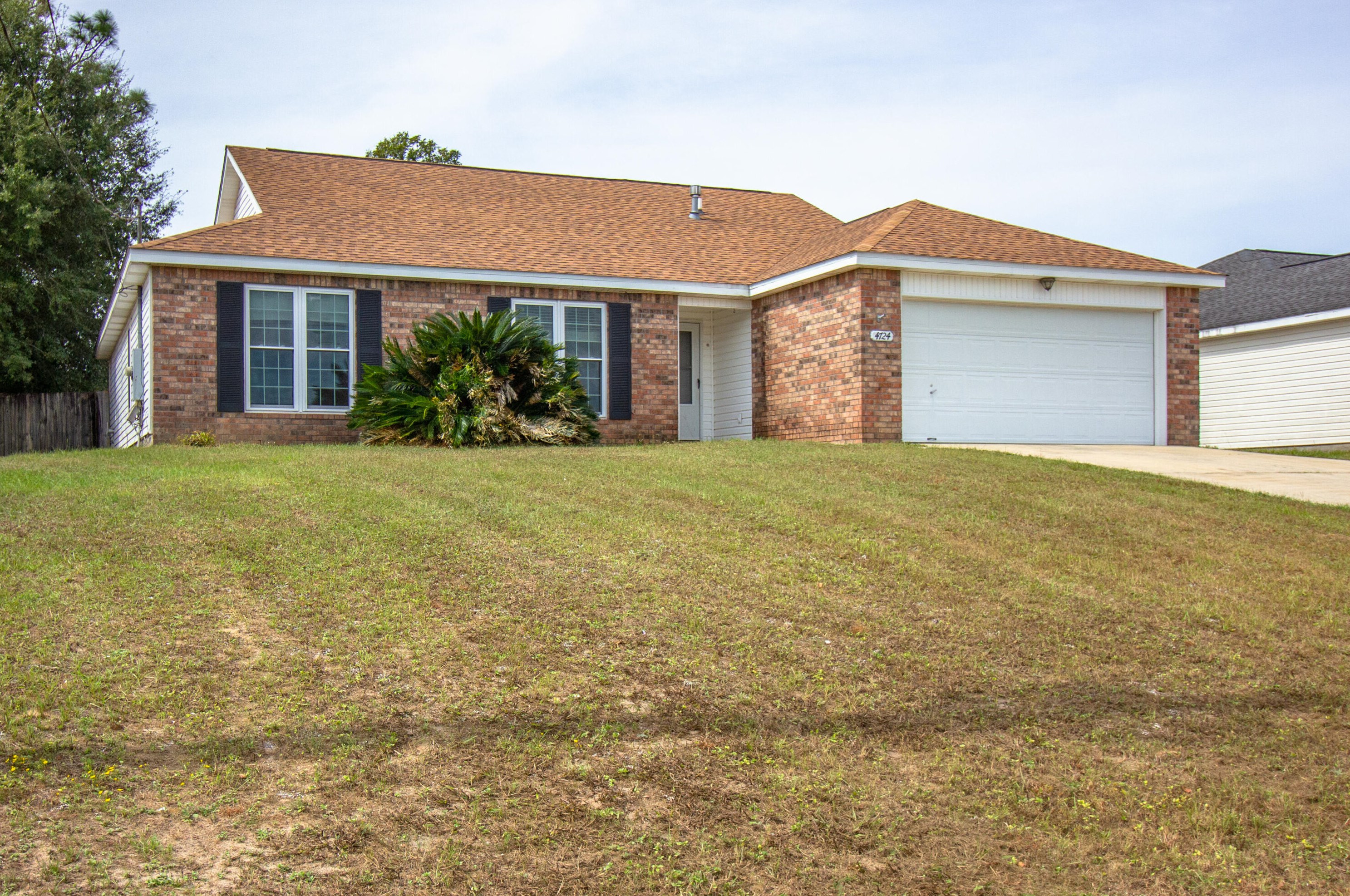 4724 Whitewater Ln, Crestview, FL 32539-5725