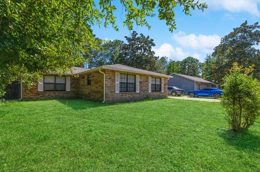 736 Butler Dr, Fort Walton Beach FL  32548-3810 exterior