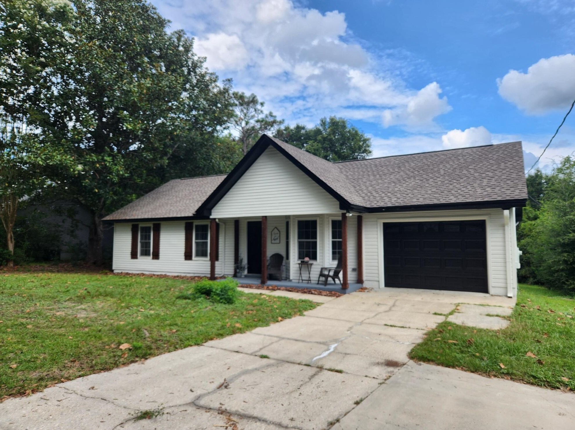 350 John King Rd, Crestview, FL 32539-8323