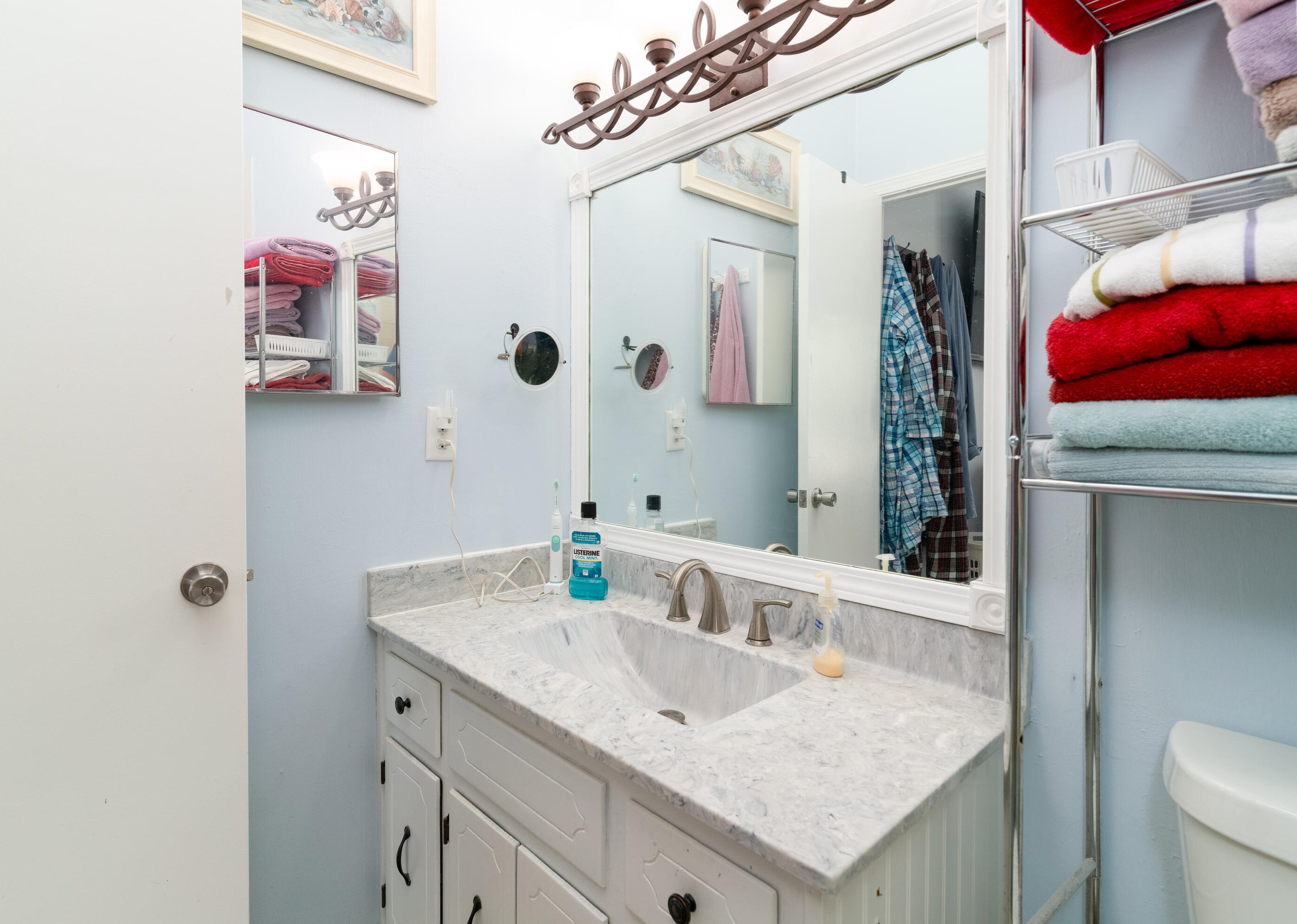 1039 Blvd De Ln Parisienne, Mary Esther FL  32569-2312 exterior