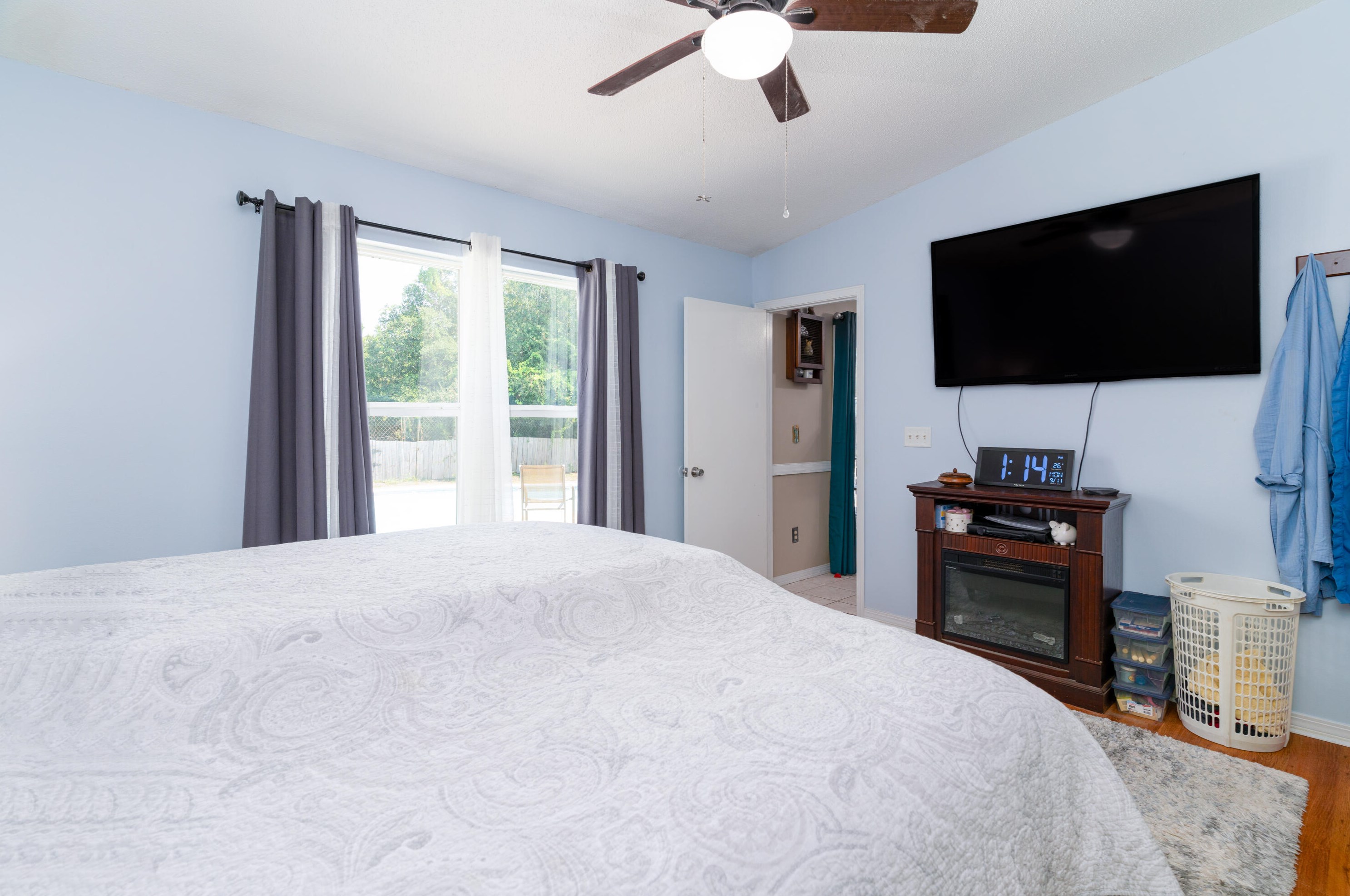 1039 Blvd De Ln Parisienne, Mary Esther FL  32569-2312 exterior