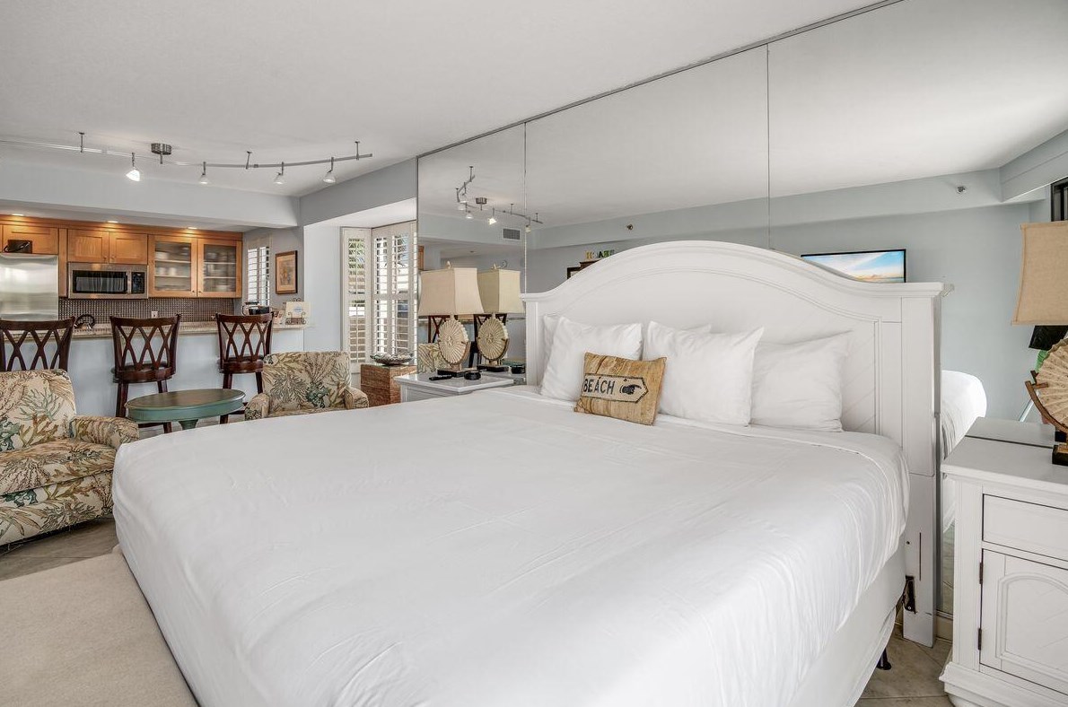 4223 Beachside Two Dr #223, Destin, FL 32550
