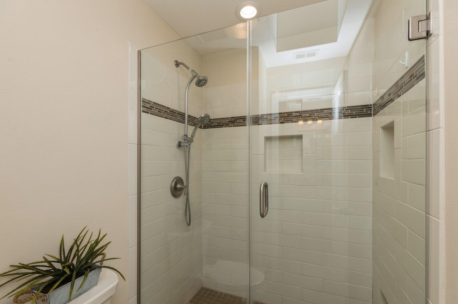 139 Baywind Dr, Niceville FL  32578-4801 exterior