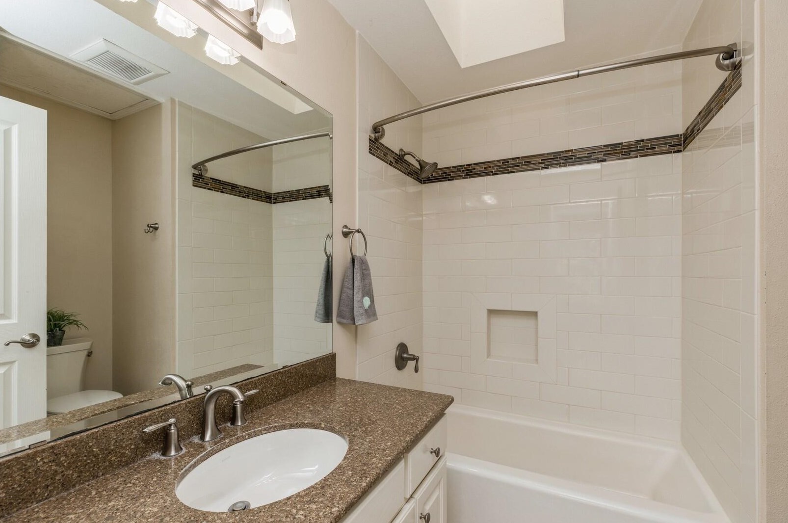 139 Baywind Dr, Niceville FL  32578-4801 exterior