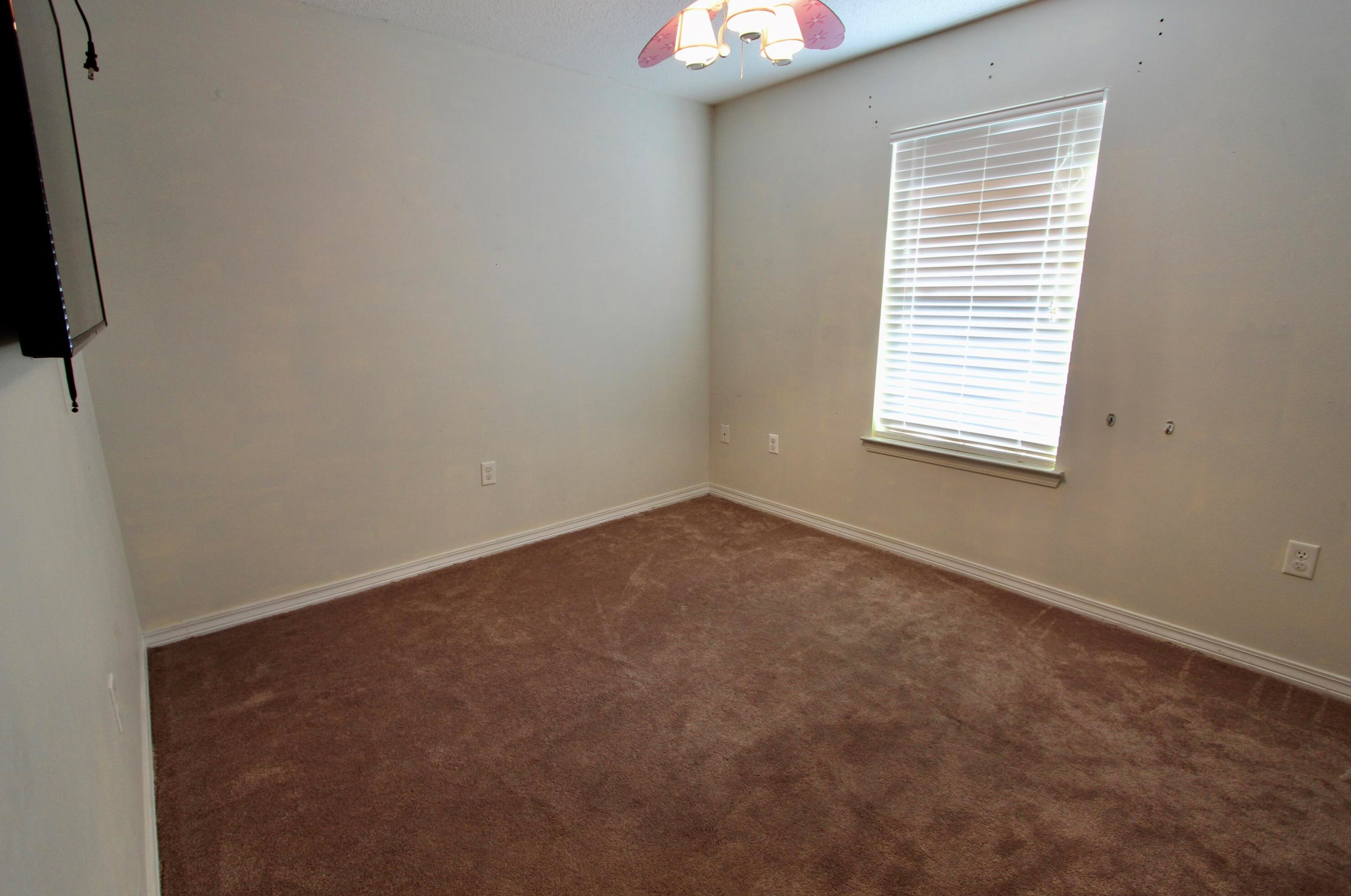 5624 Brook Dr, Crestview FL  32539-9074 exterior