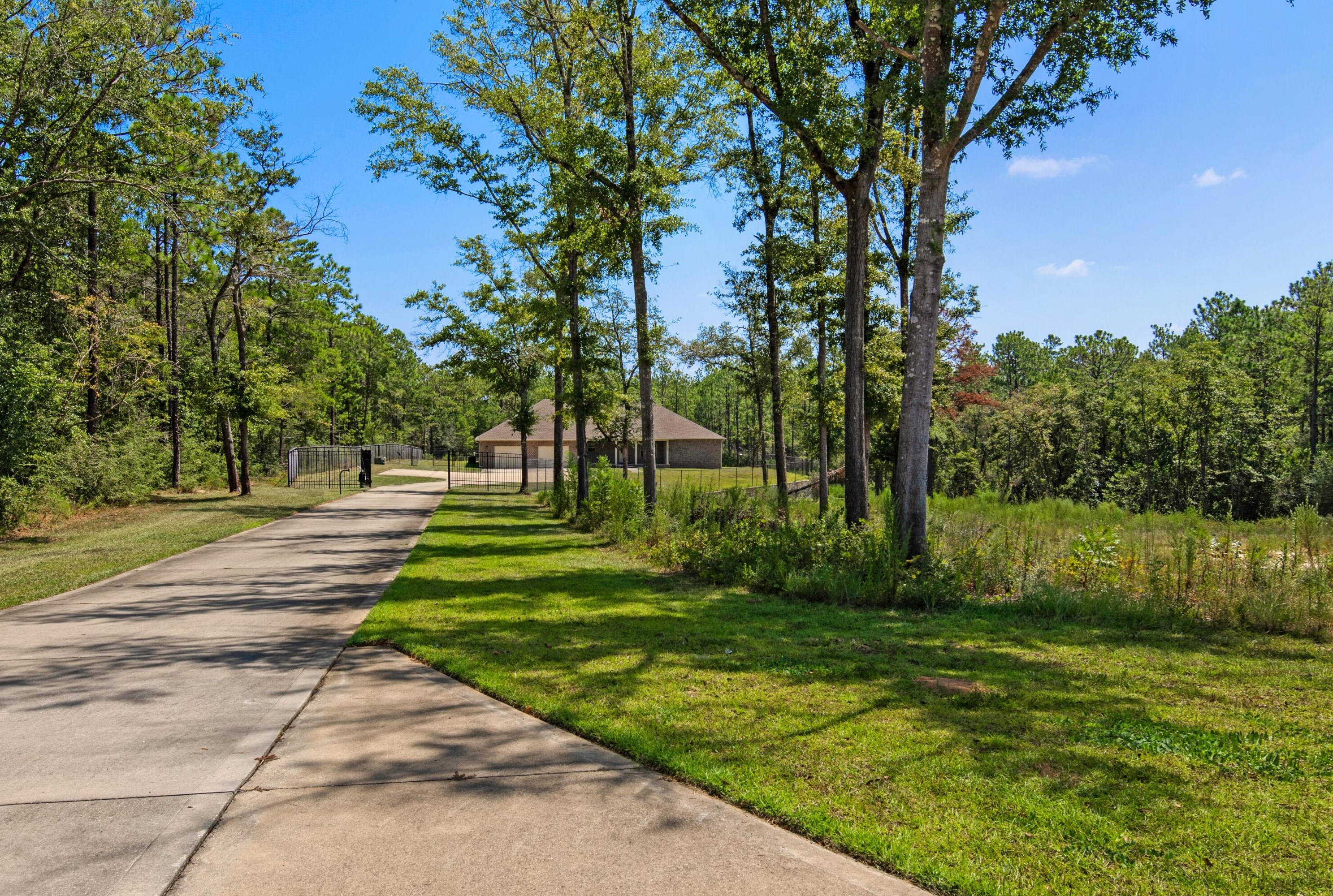 5403 Hwy 393, Crestview, FL 32539