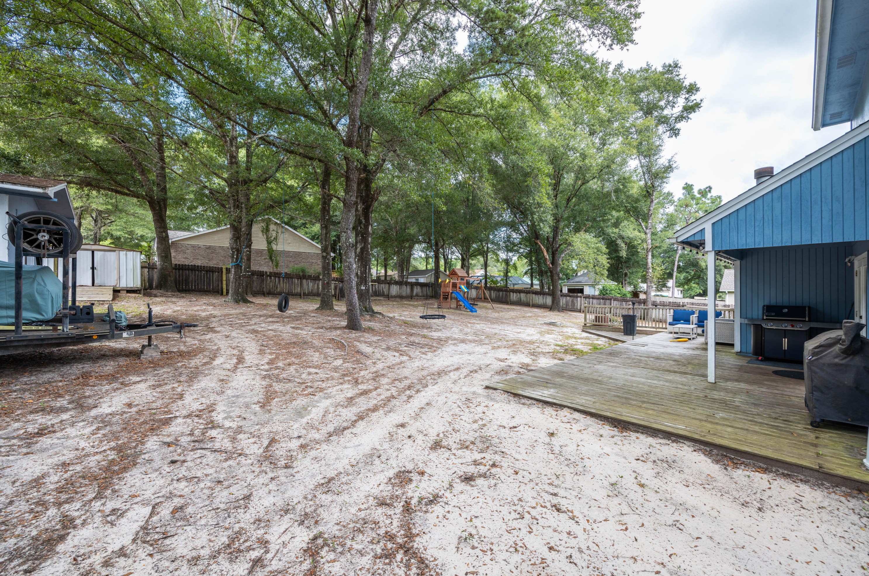5928 Creekside Cir, Crestview FL  32536-9398 exterior