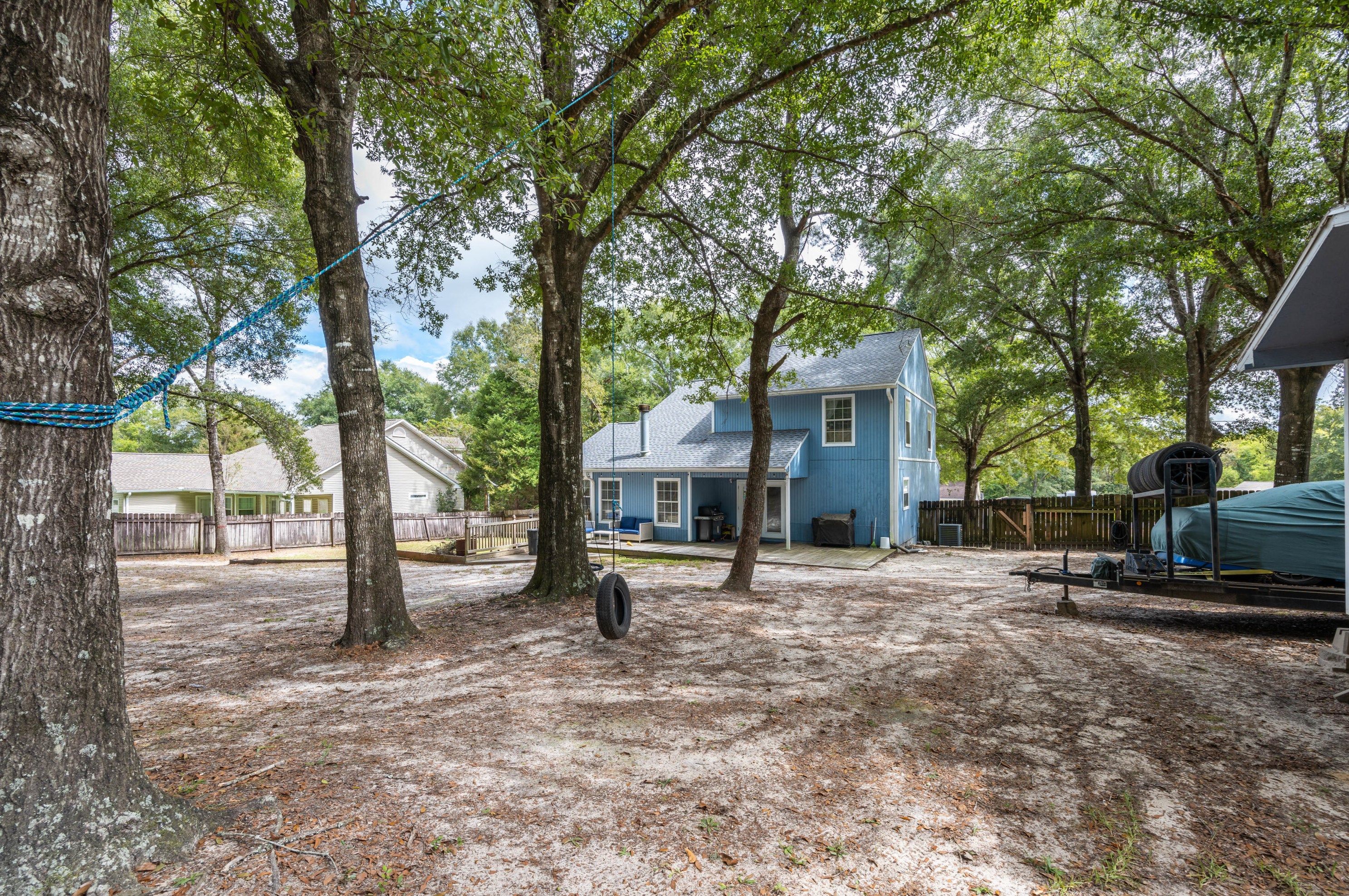 5928 Creekside Cir, Crestview FL  32536-9398 exterior