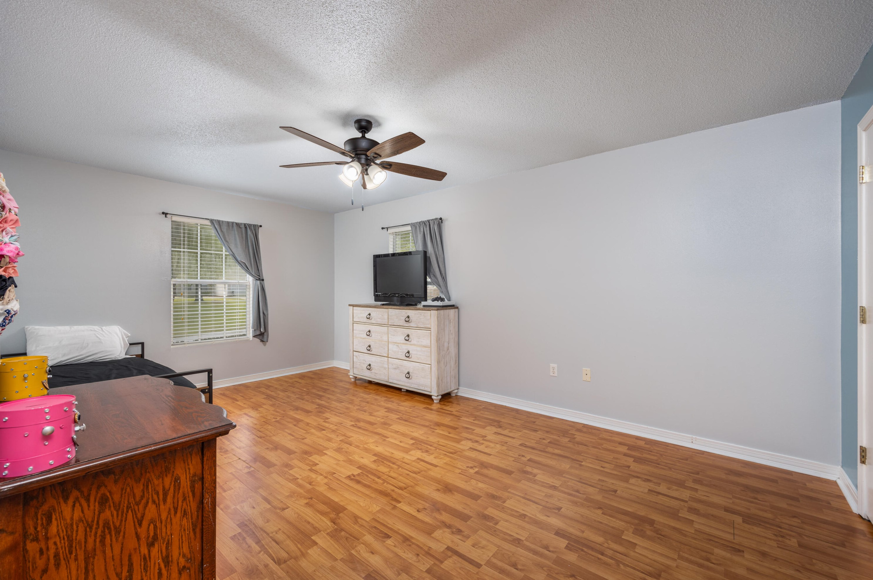 5928 Creekside Cir, Crestview FL  32536-9398 exterior