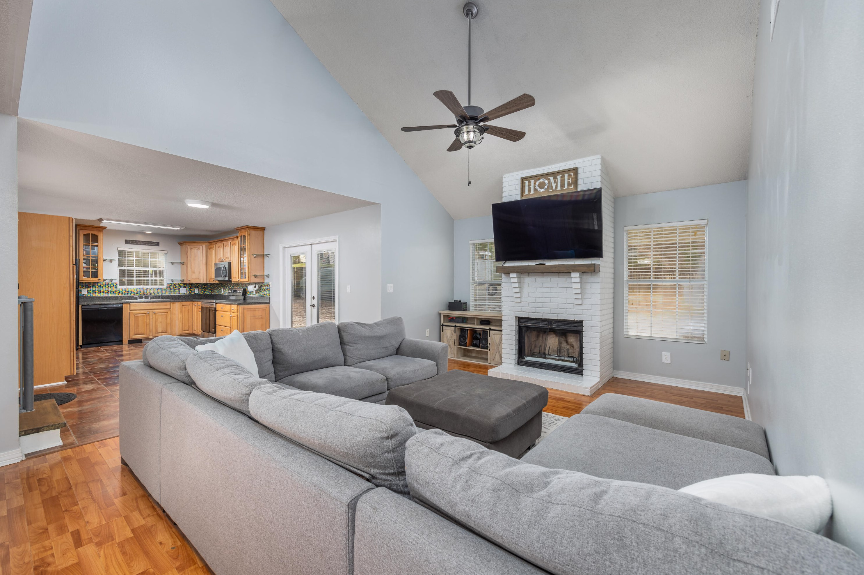 5928 Creekside Cir, Crestview FL  32536-9398 exterior