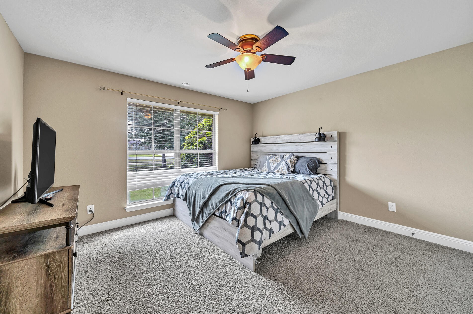 6217 Plum Orchard Way, Crestview FL  32536-4370 exterior