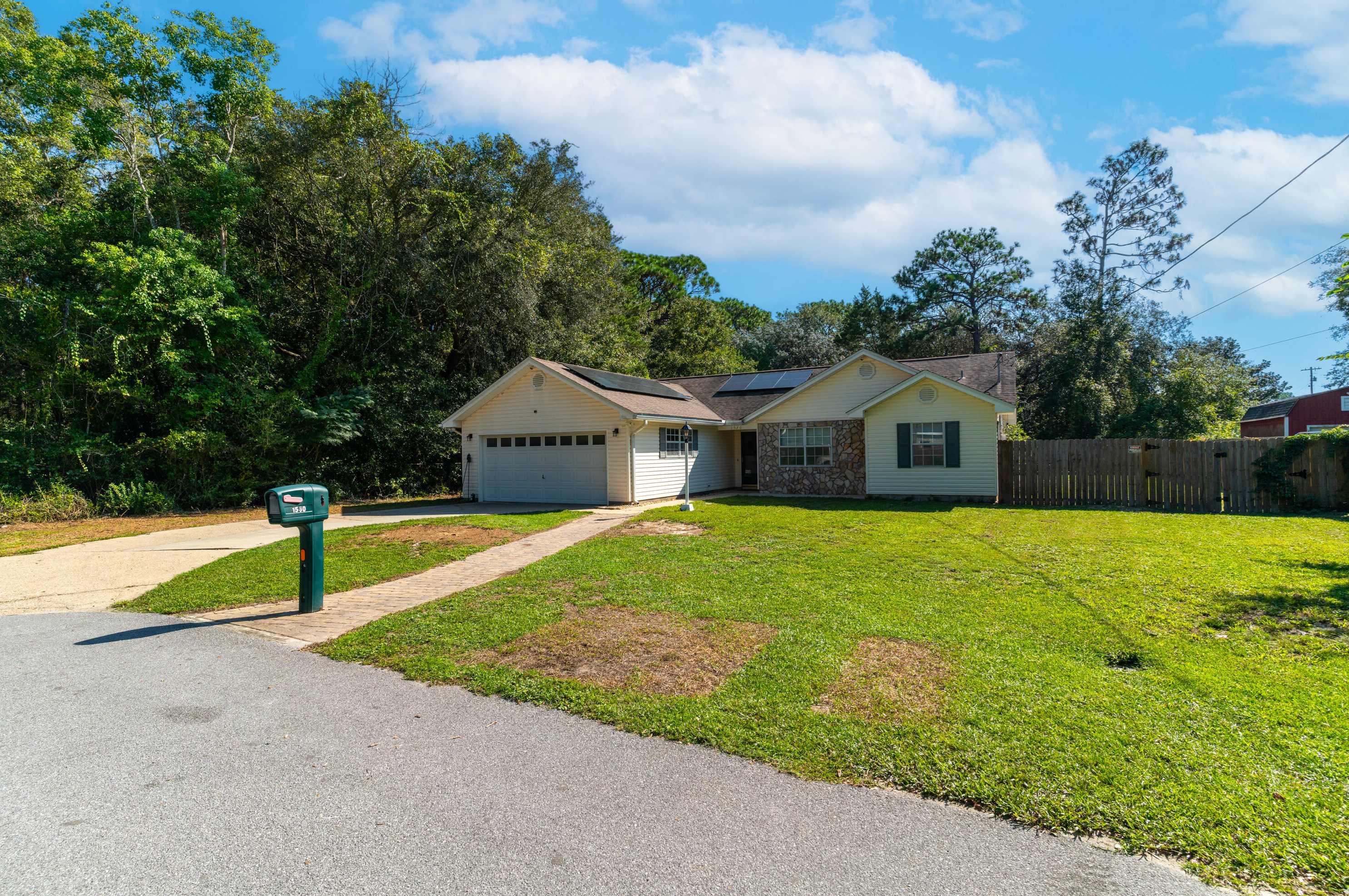 1530 Heritage Rd, Fort Walton Beach, FL 32547