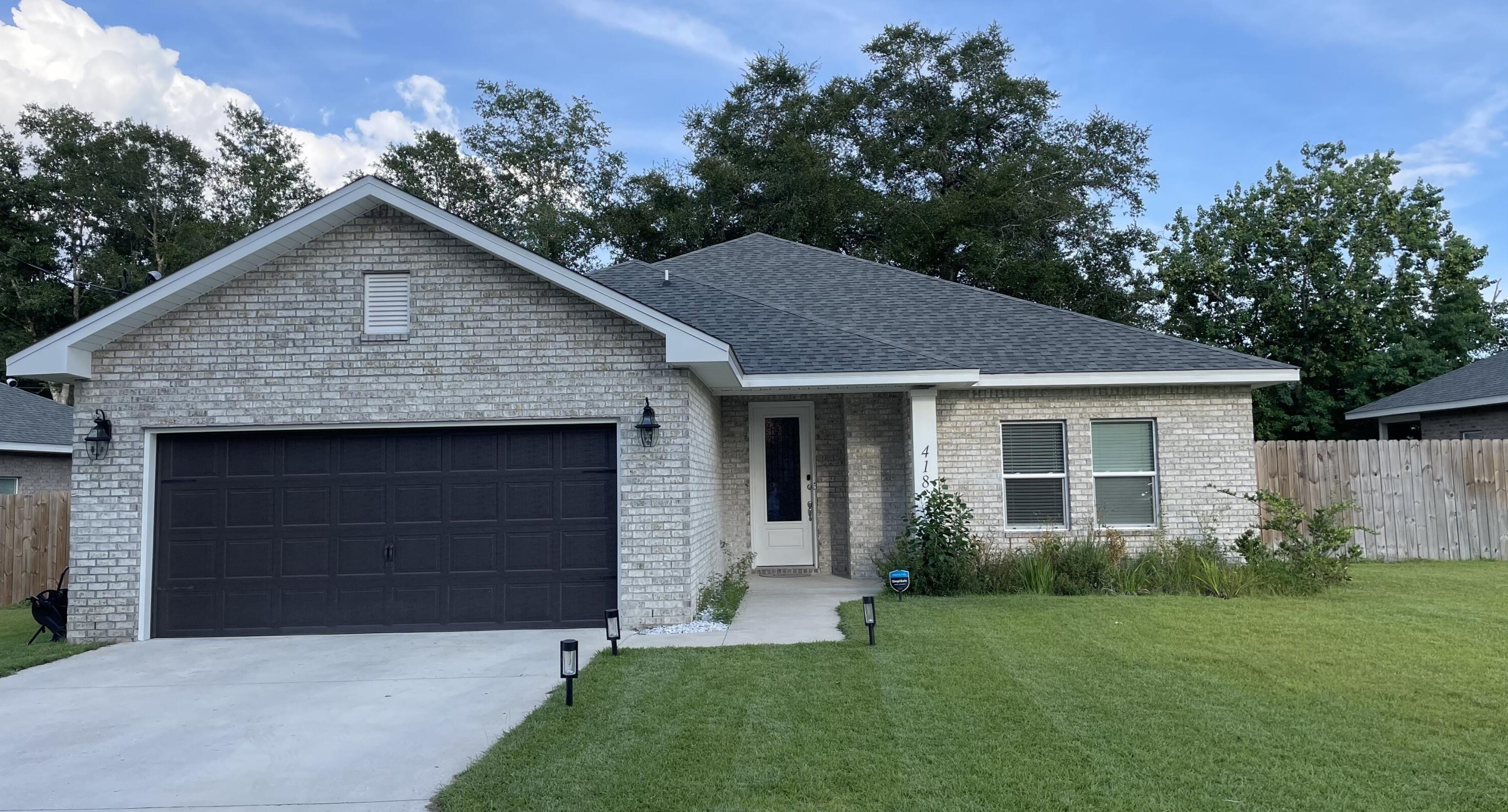 418 Little John Rd, Mary Esther, FL 32569
