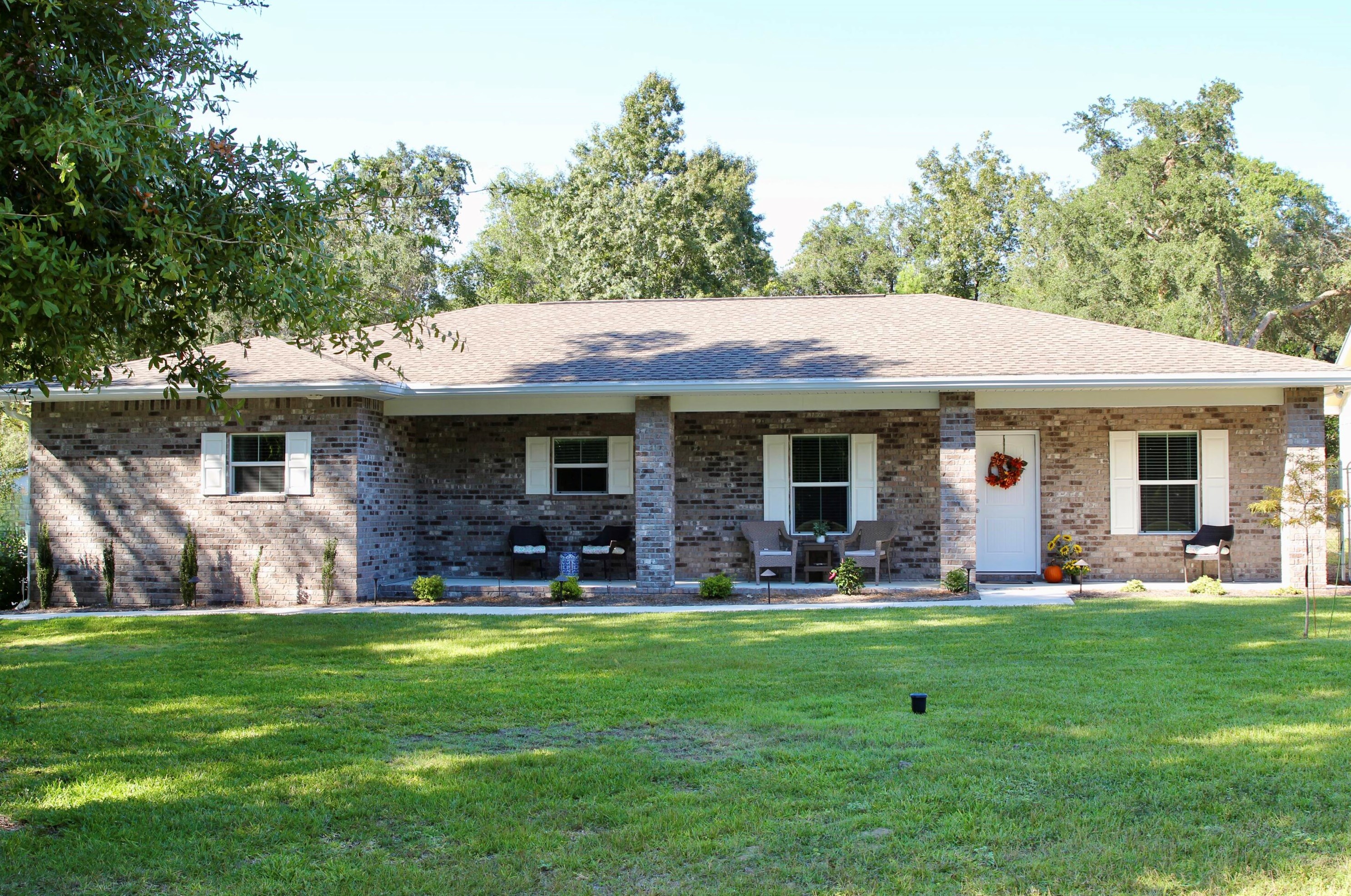 26 Center St, Freeport, FL 32439