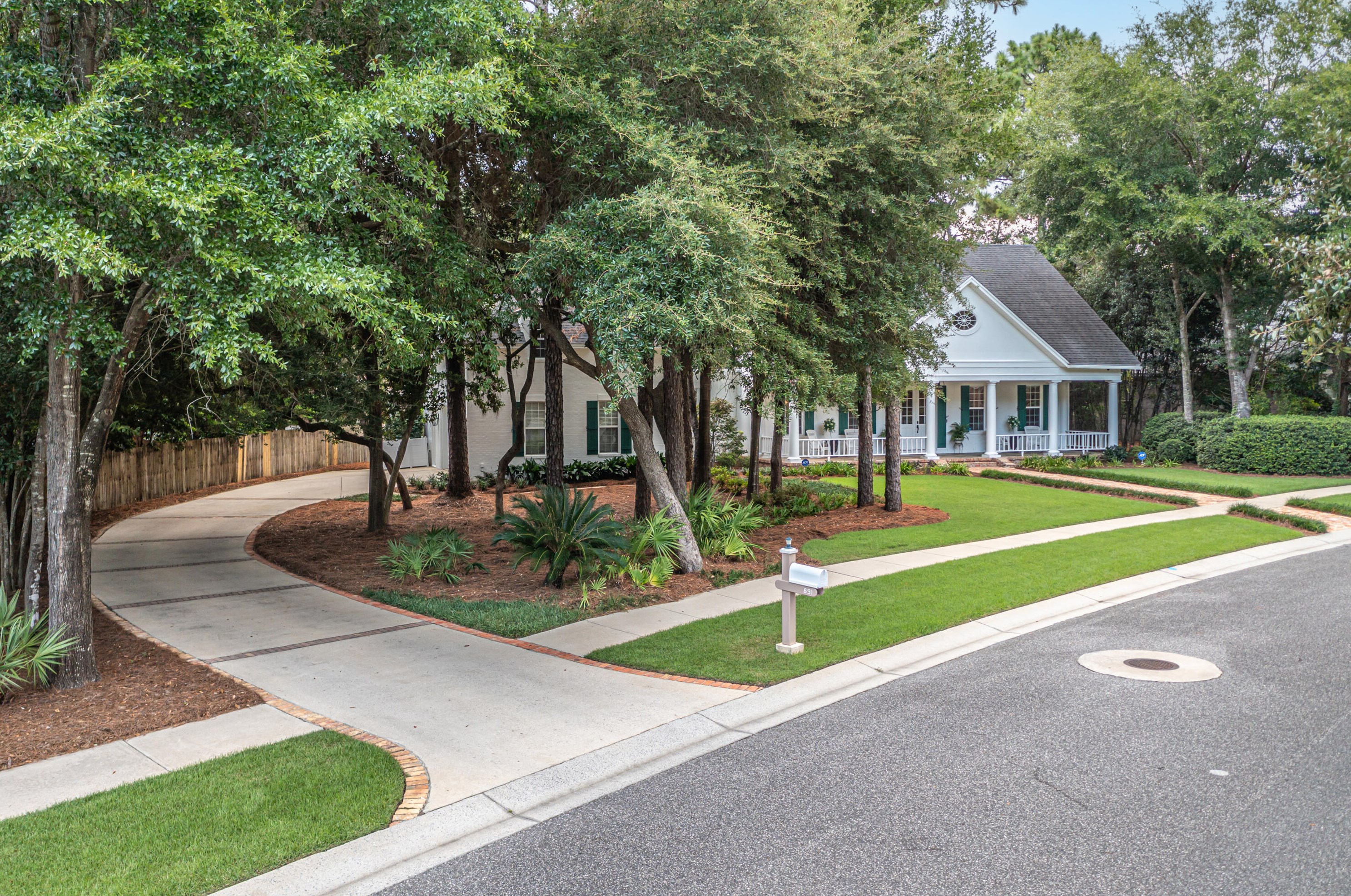 891 Coldwater Creek Cir, Niceville, FL 32578