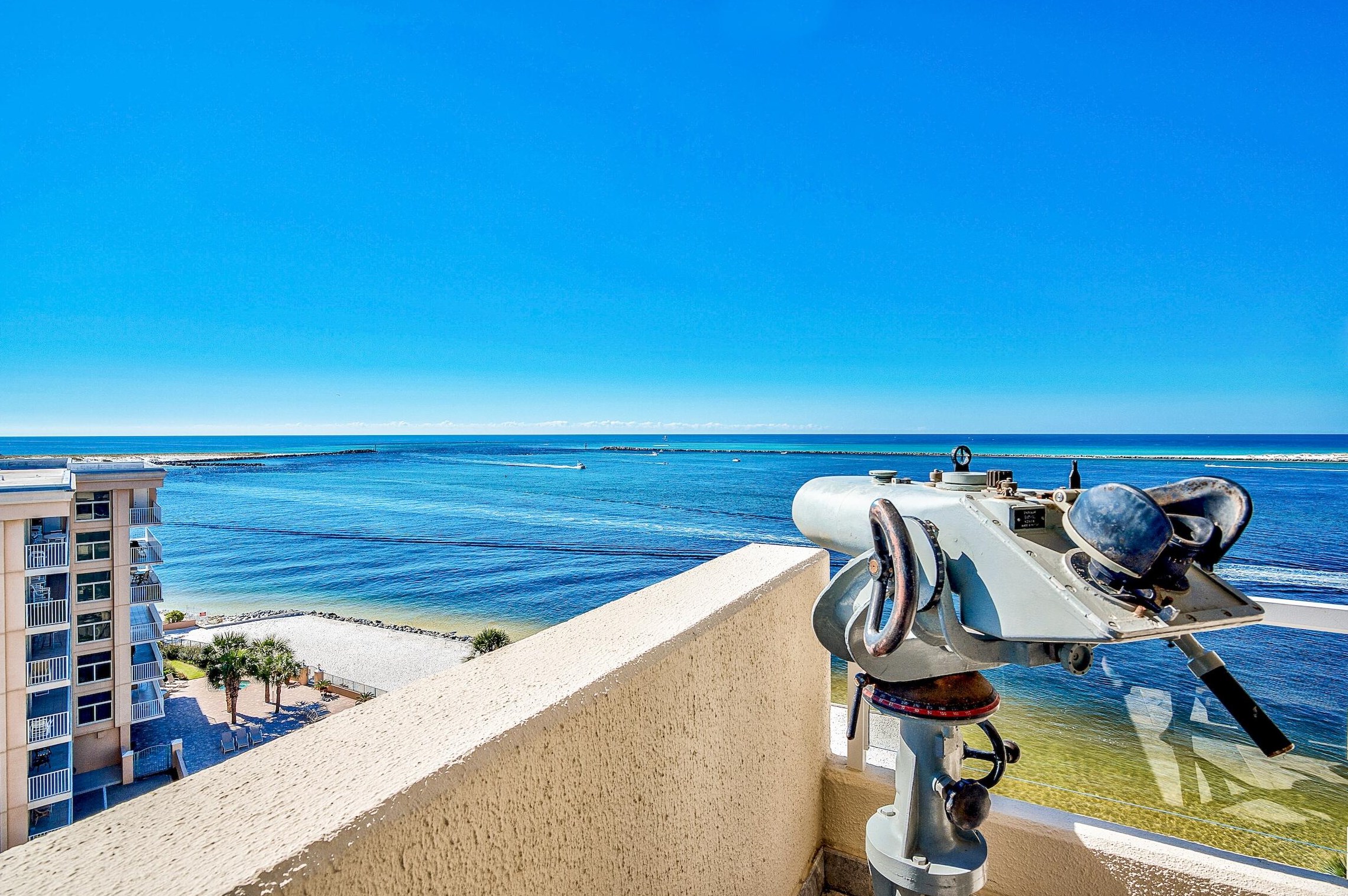 100 Gulf Shore Dr, Destin FL  32541-3059 exterior